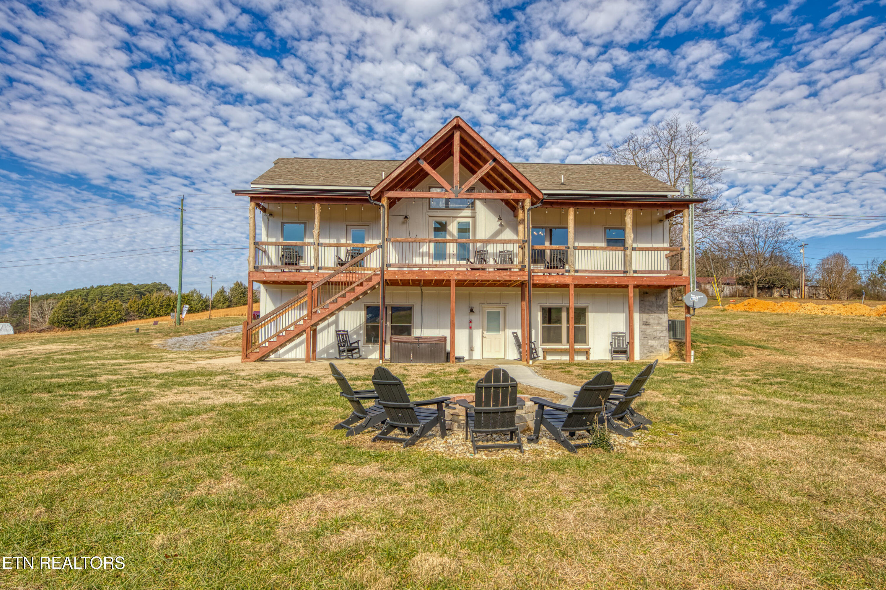 4309 Newport Highway Dandridge TN 37725