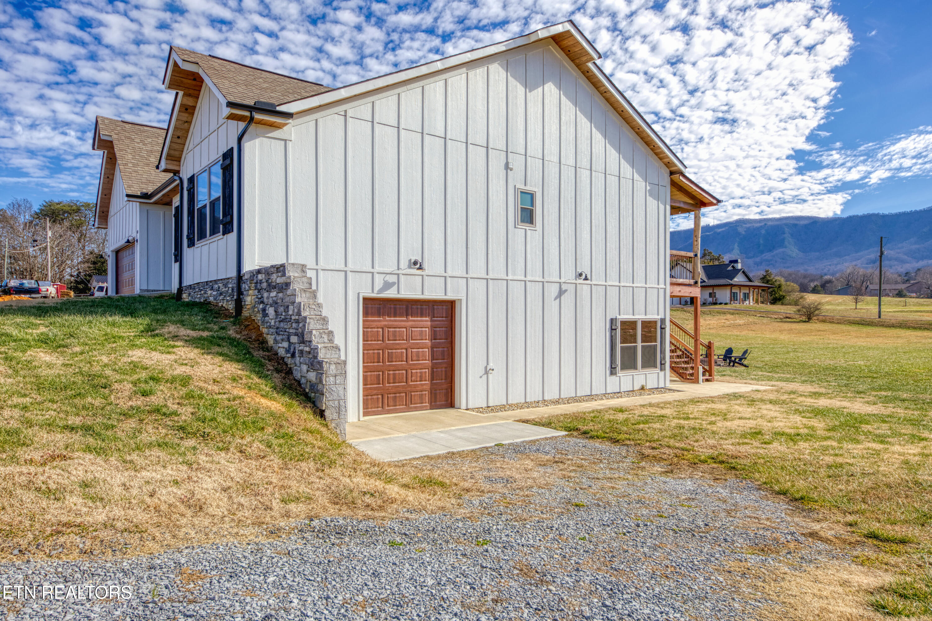 4309 Newport Highway Dandridge TN 37725