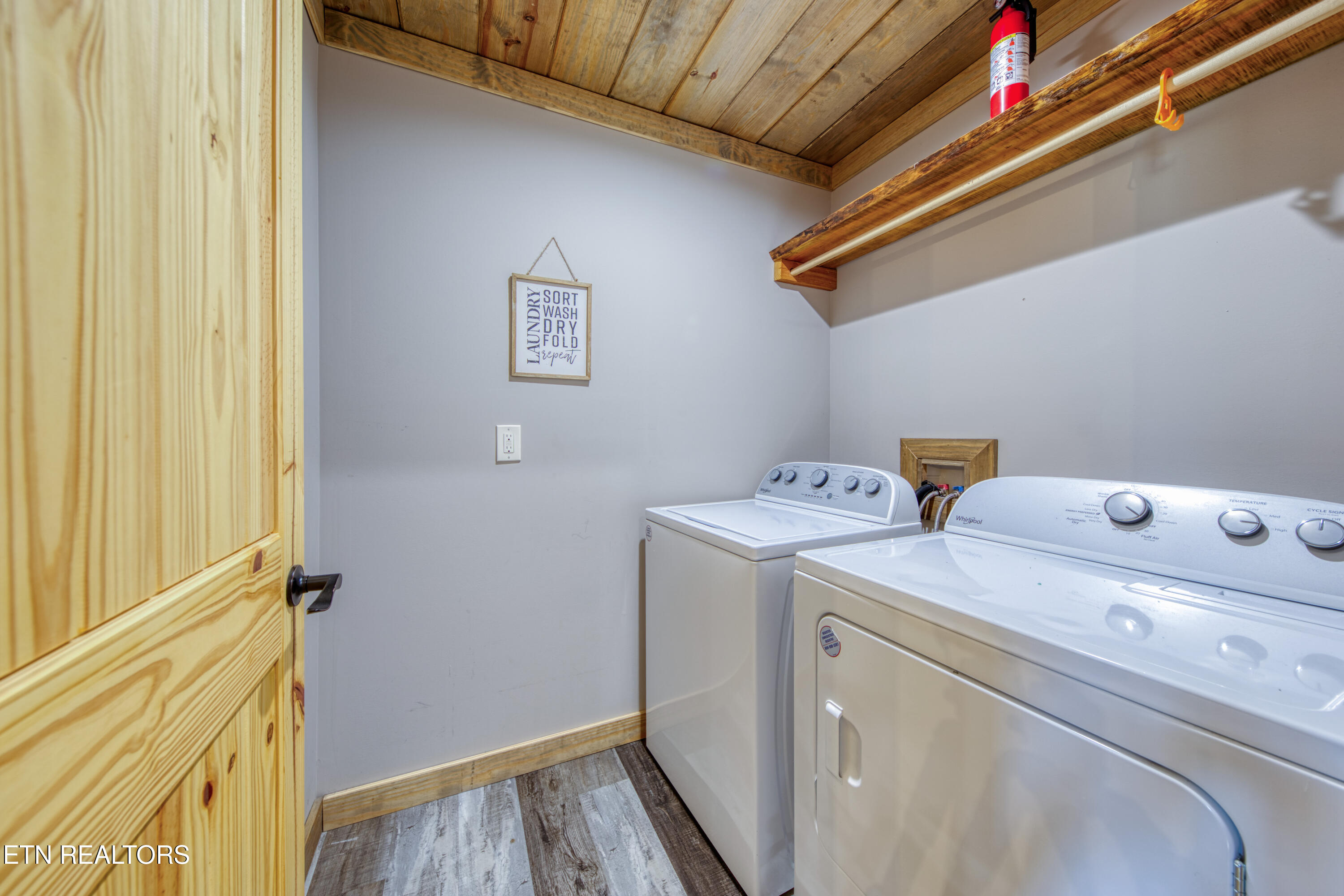 4309 Newport Highway Dandridge TN 37725