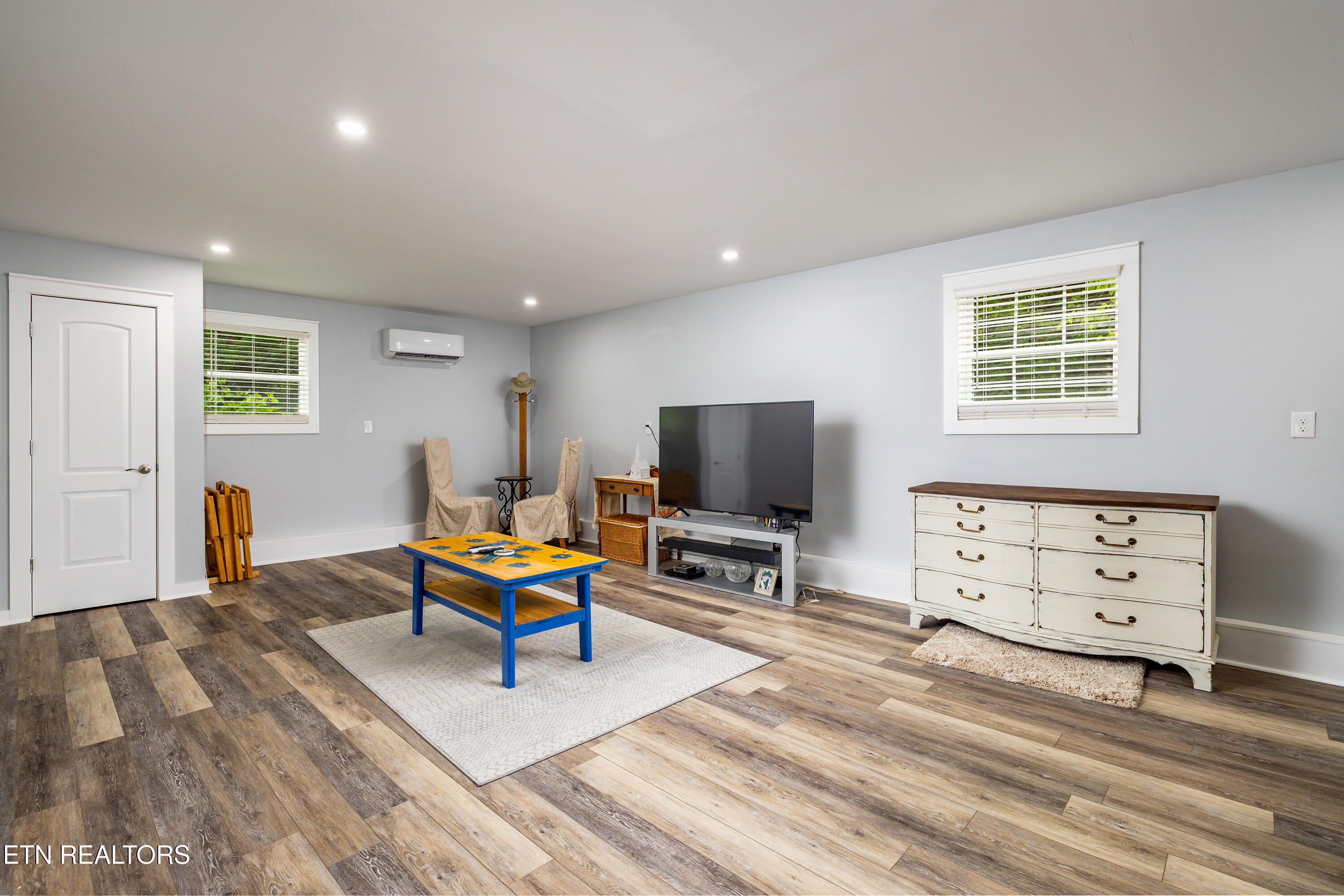 4925 Ada Lane Knoxville TN 37918