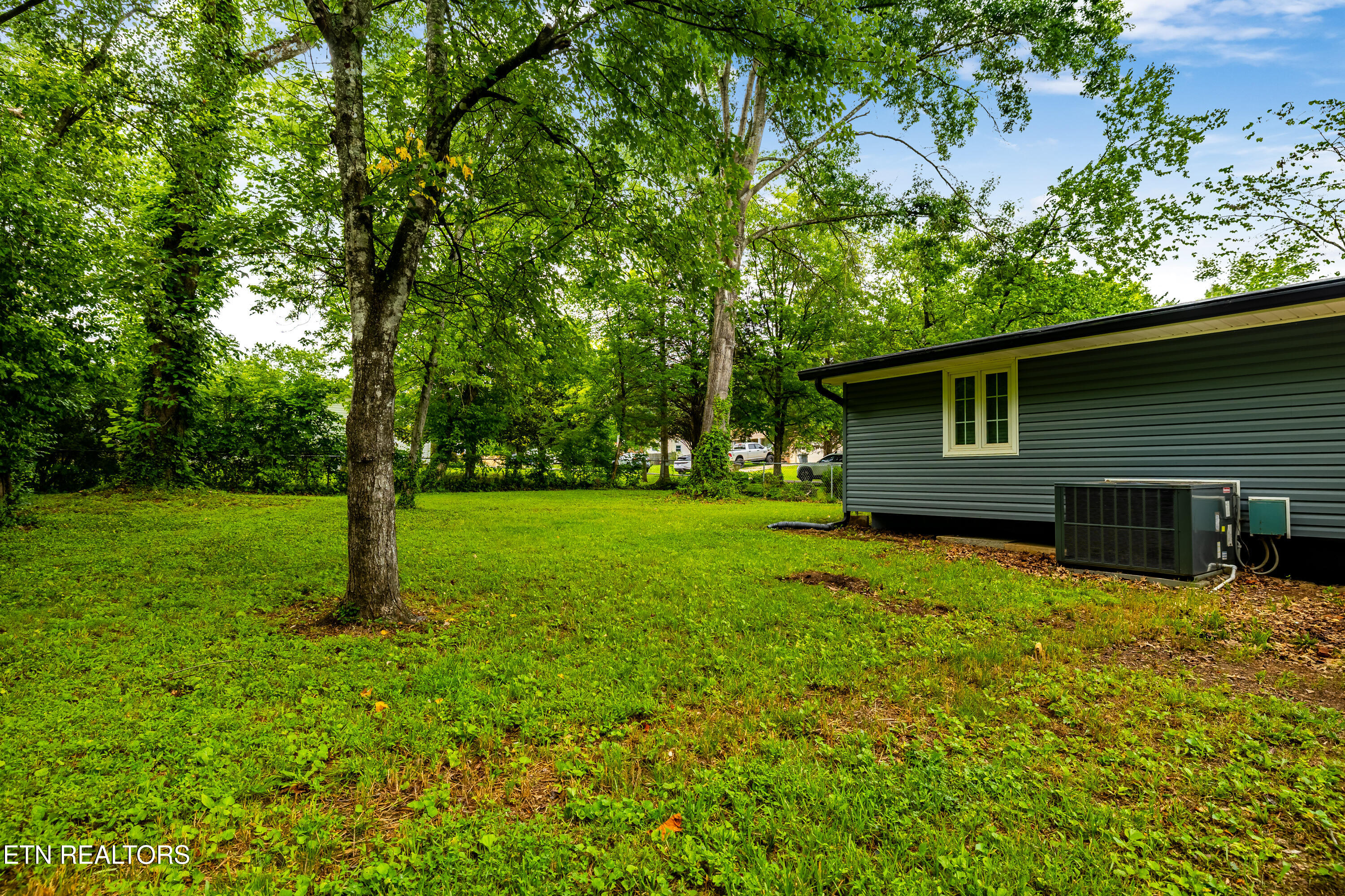 4925 Ada Lane Knoxville TN 37918