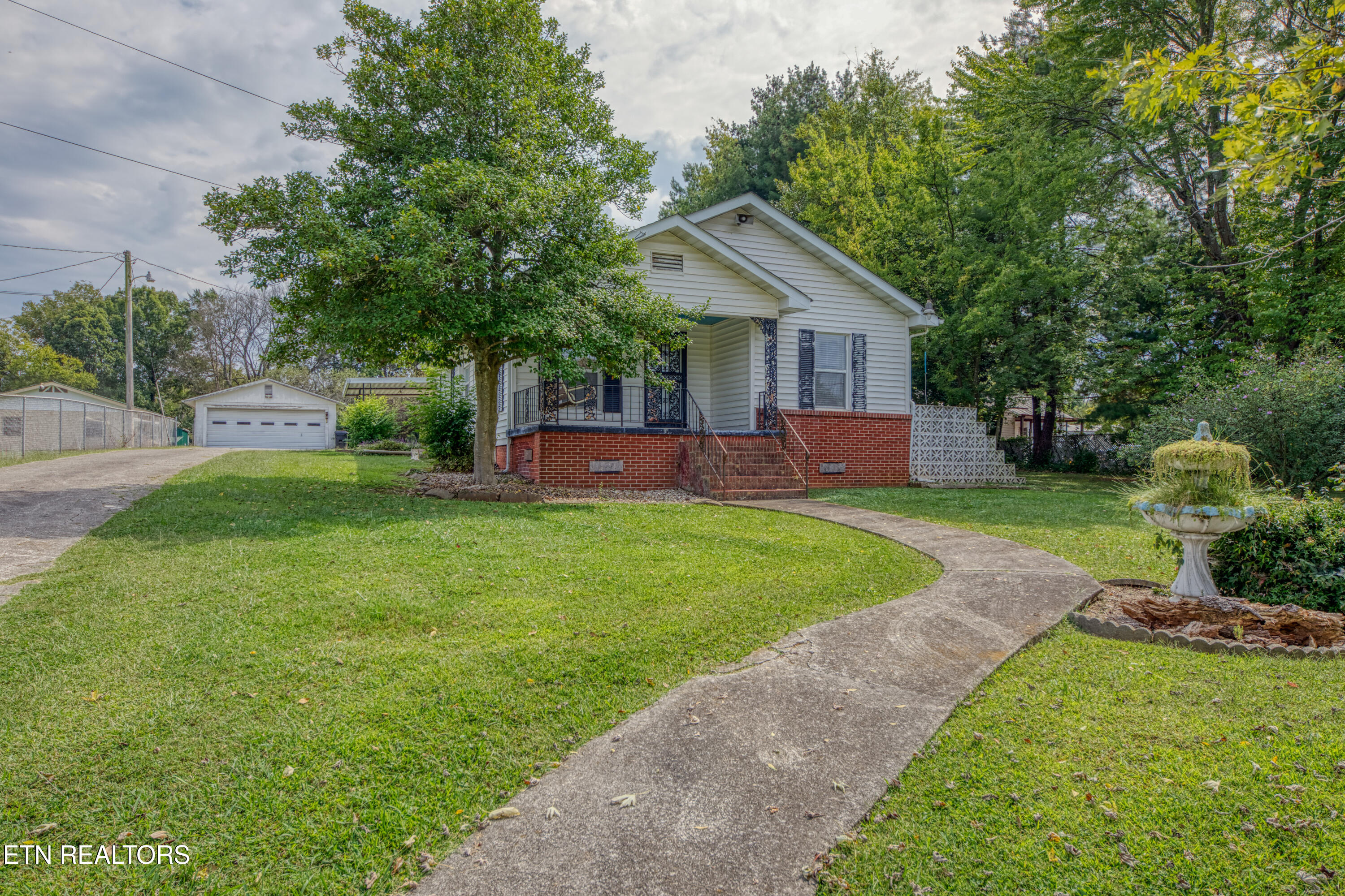 1308 Mcarthur Road Maryville TN 37804