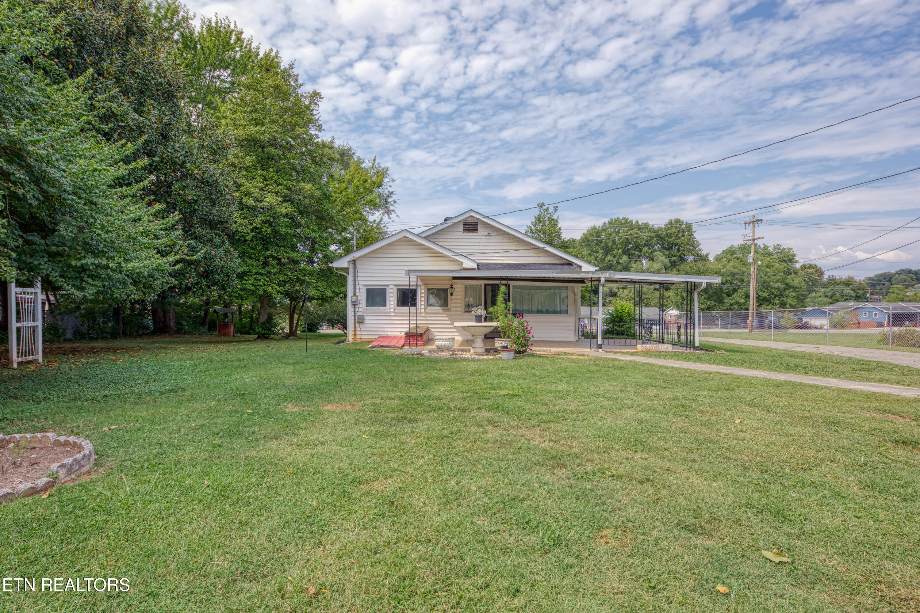 1308 Mcarthur Road Maryville TN 37804