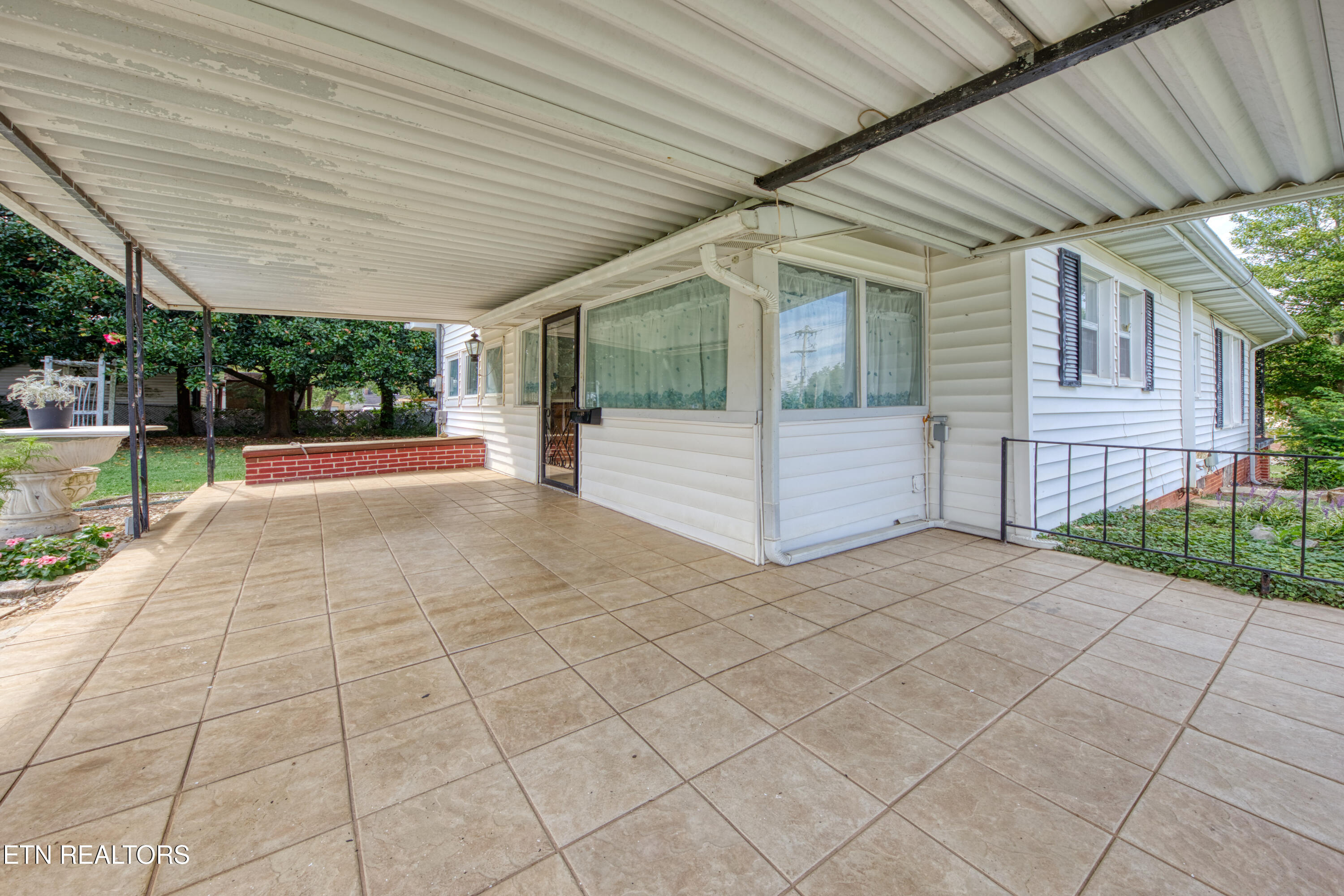 1308 Mcarthur Road Maryville TN 37804