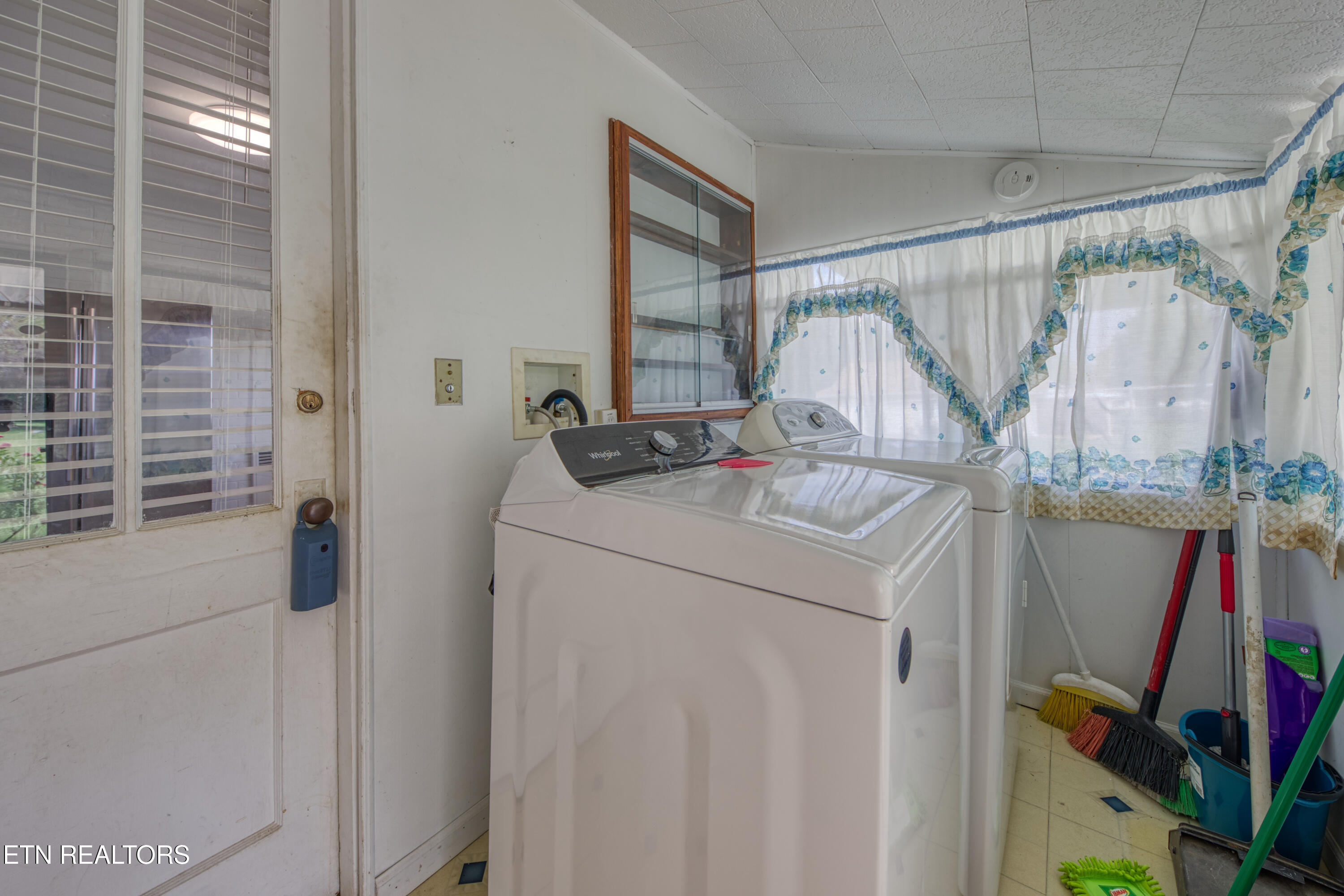 1308 Mcarthur Road Maryville TN 37804