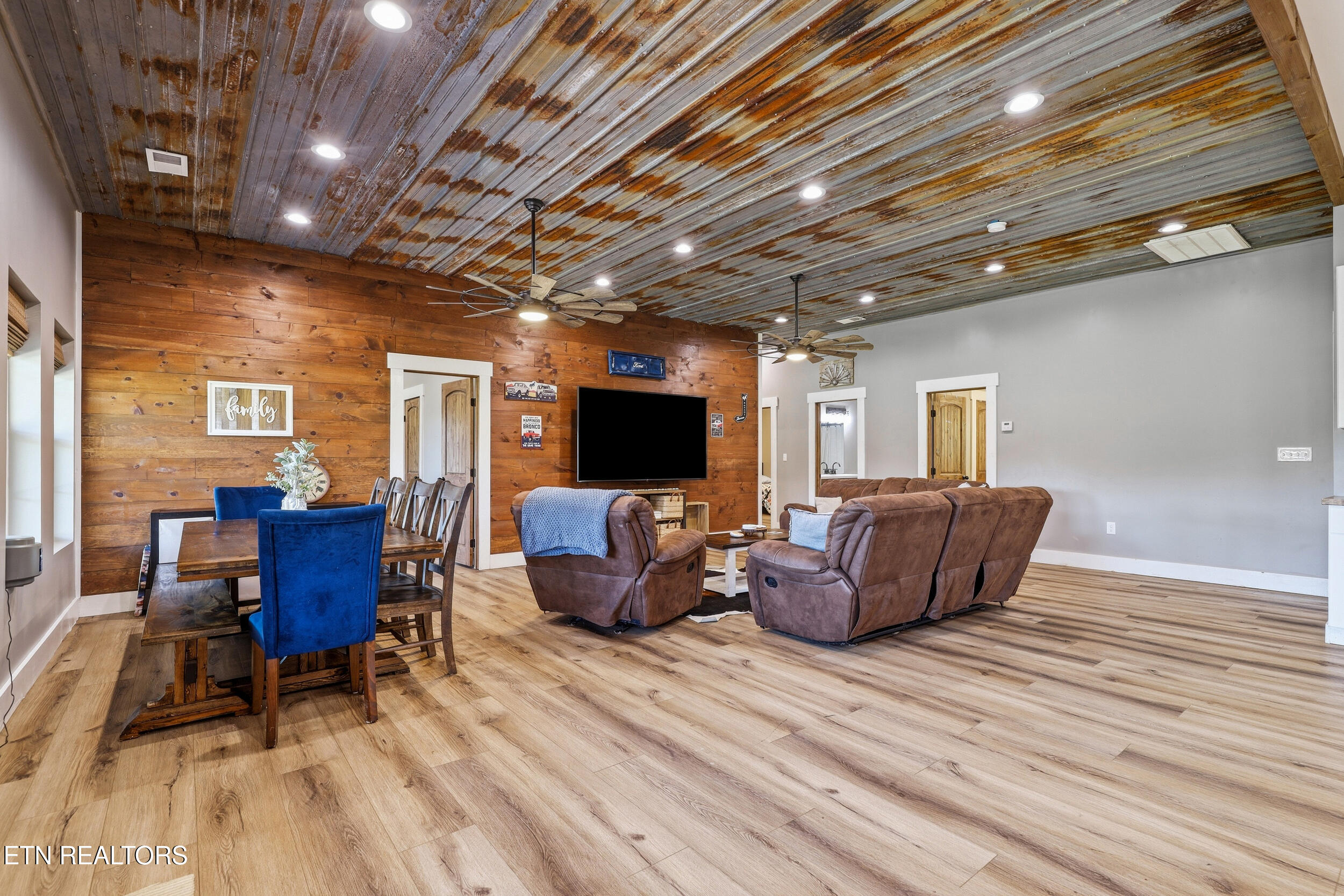 123 Raccoon Valley Road Maynardville TN 37807