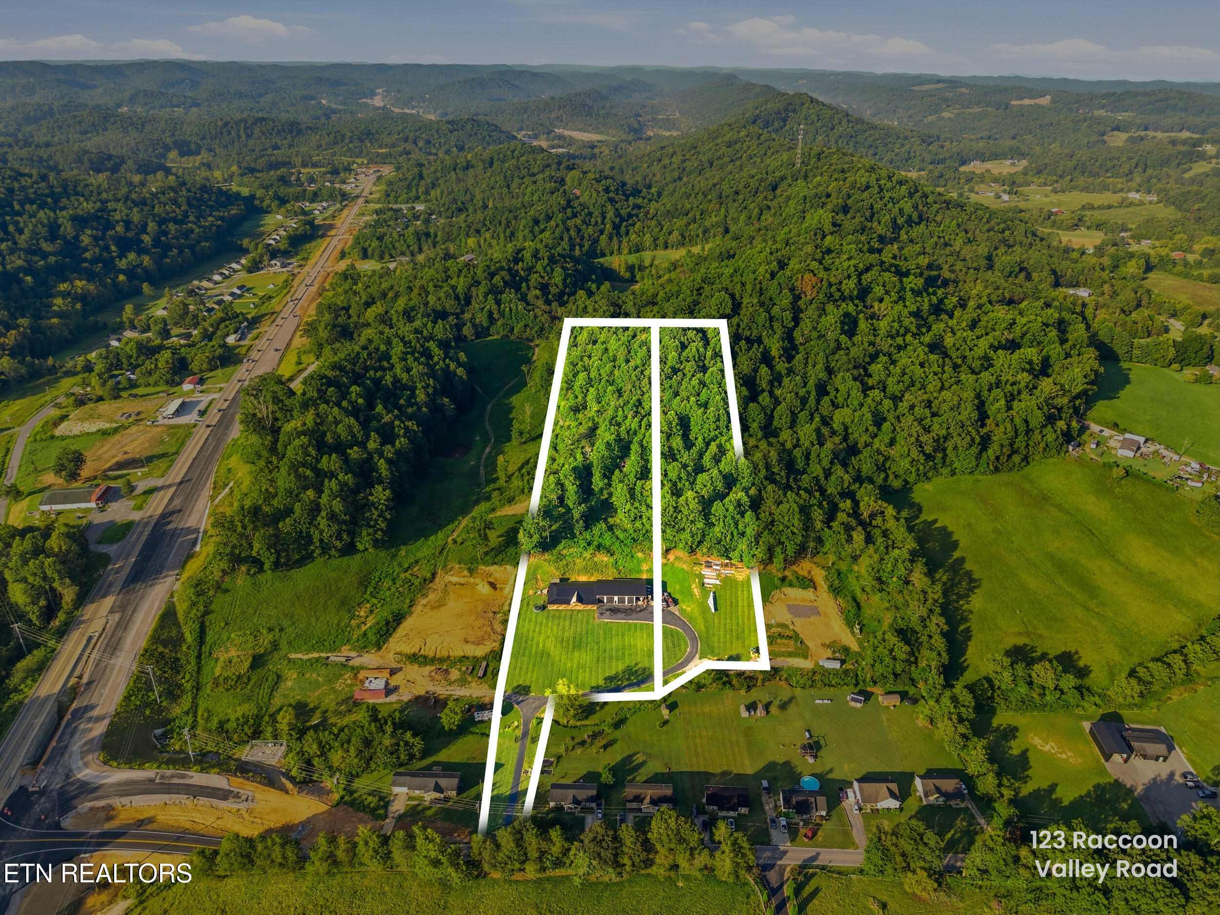 123 Raccoon Valley Road Maynardville TN 37807