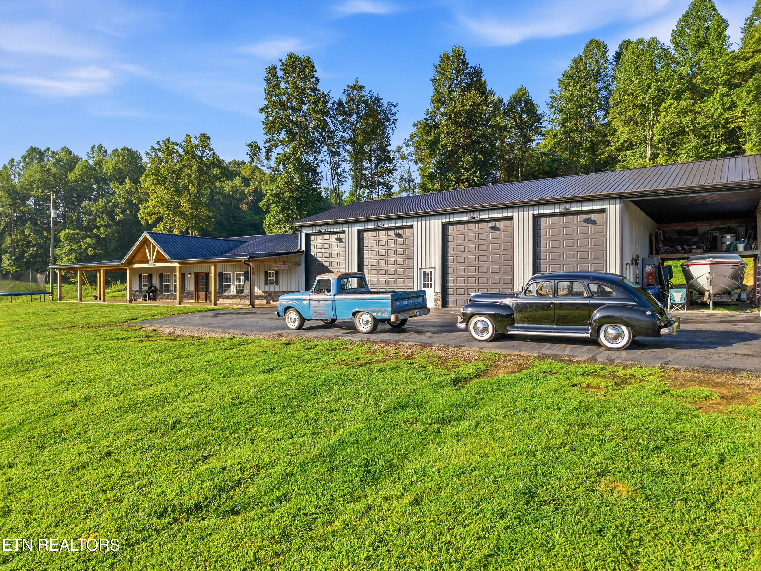 123 Raccoon Valley Road Maynardville TN 37807
