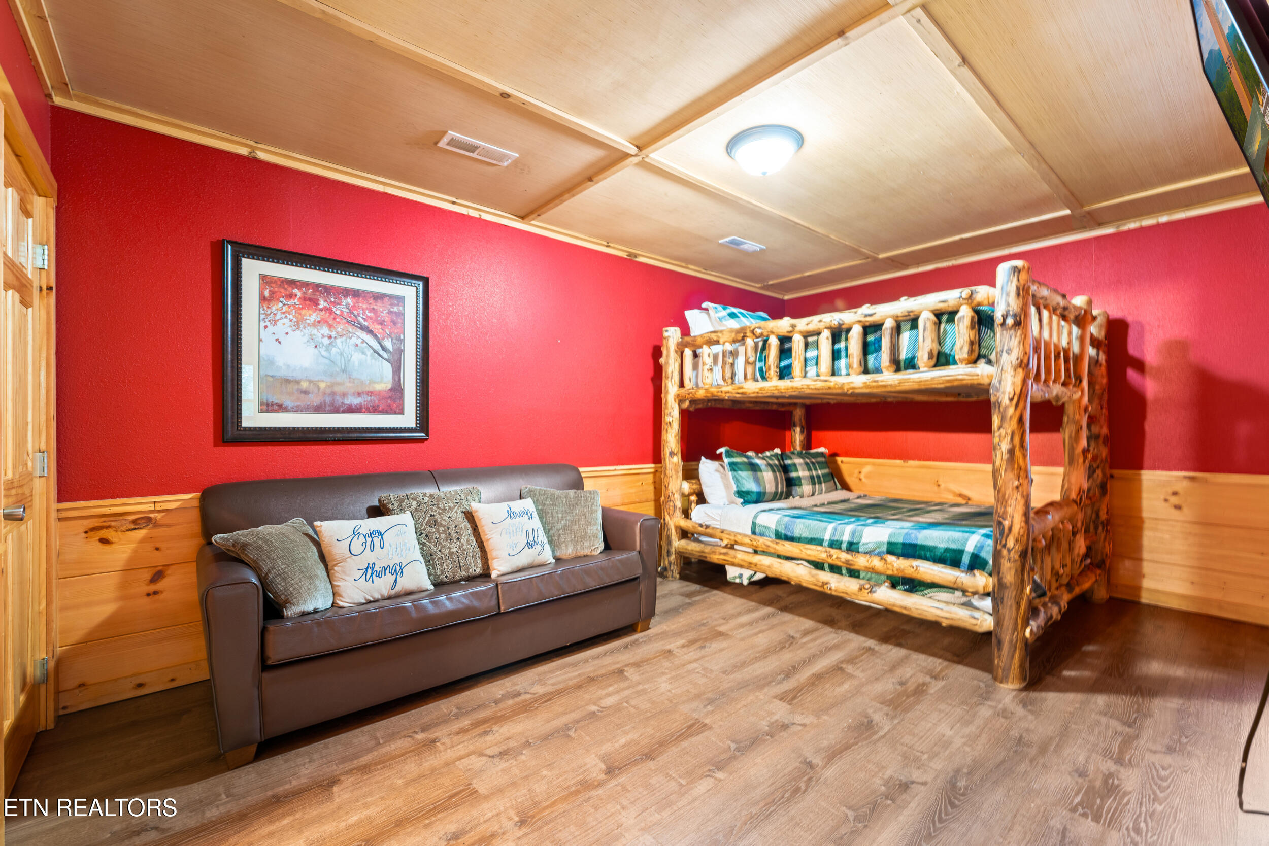 531 Blackberry Ridge Way Pigeon Forge TN 37863