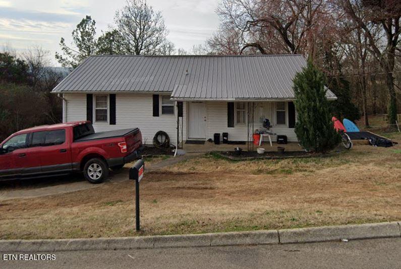 731 Highland Avenue Loudon TN 37774