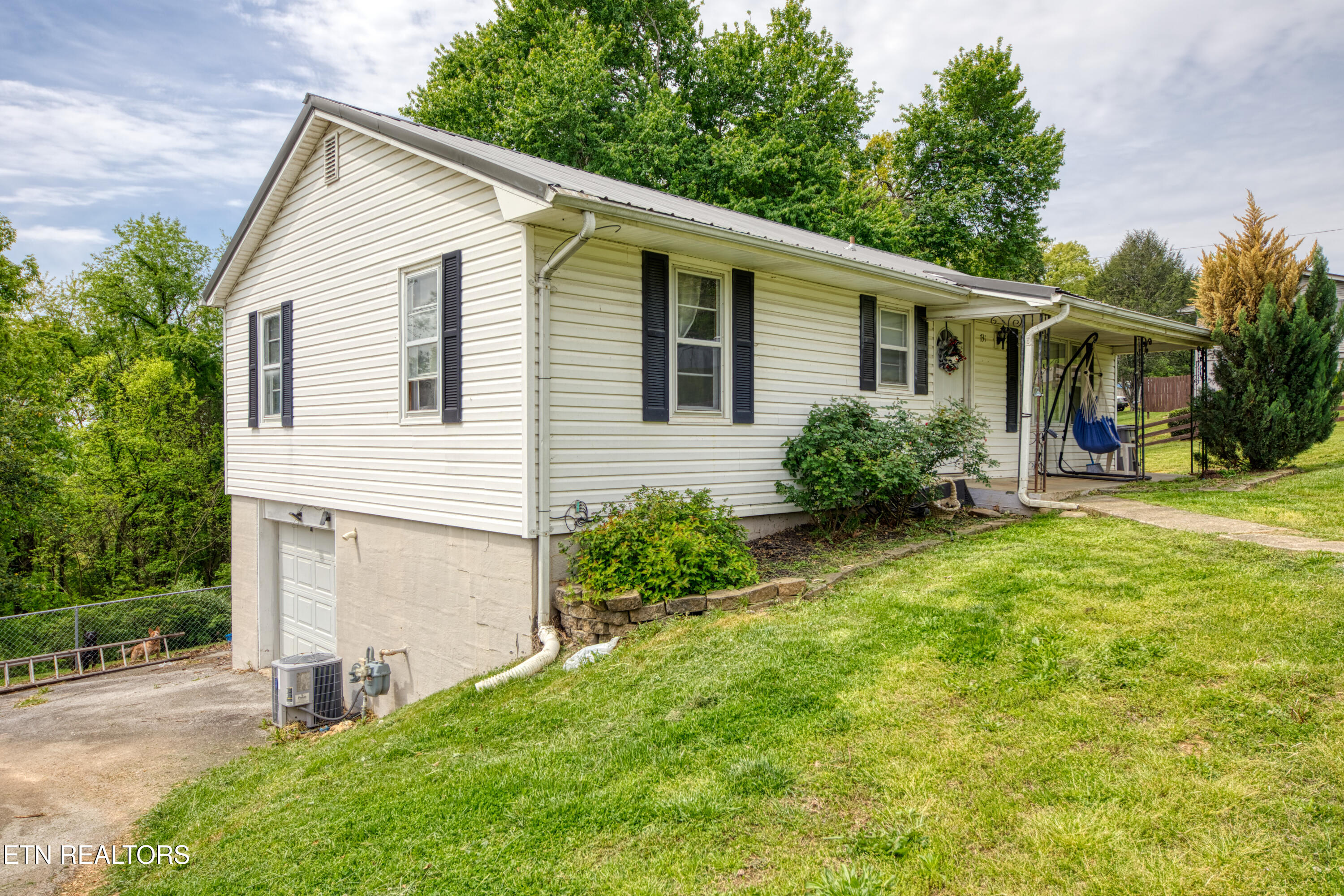 731 Highland Avenue Loudon TN 37774