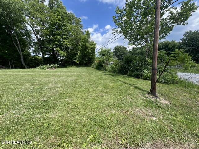 9433 Crossville Highway Sparta TN 38583