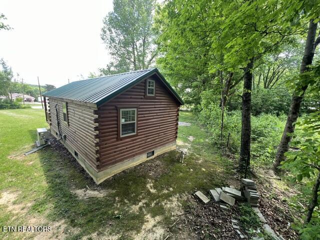9433 Crossville Highway Sparta TN 38583