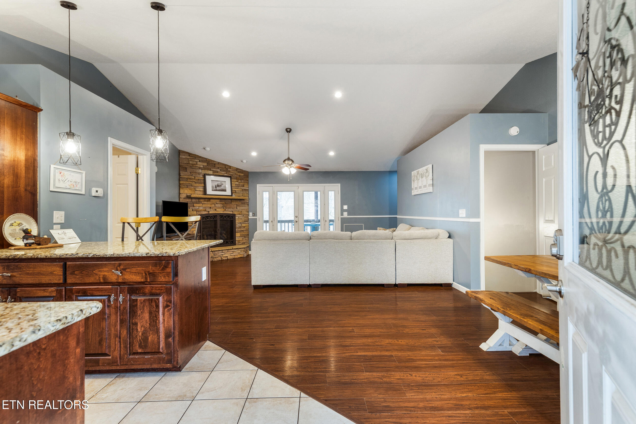 2067 Highpoint Lane Sevierville TN 37876