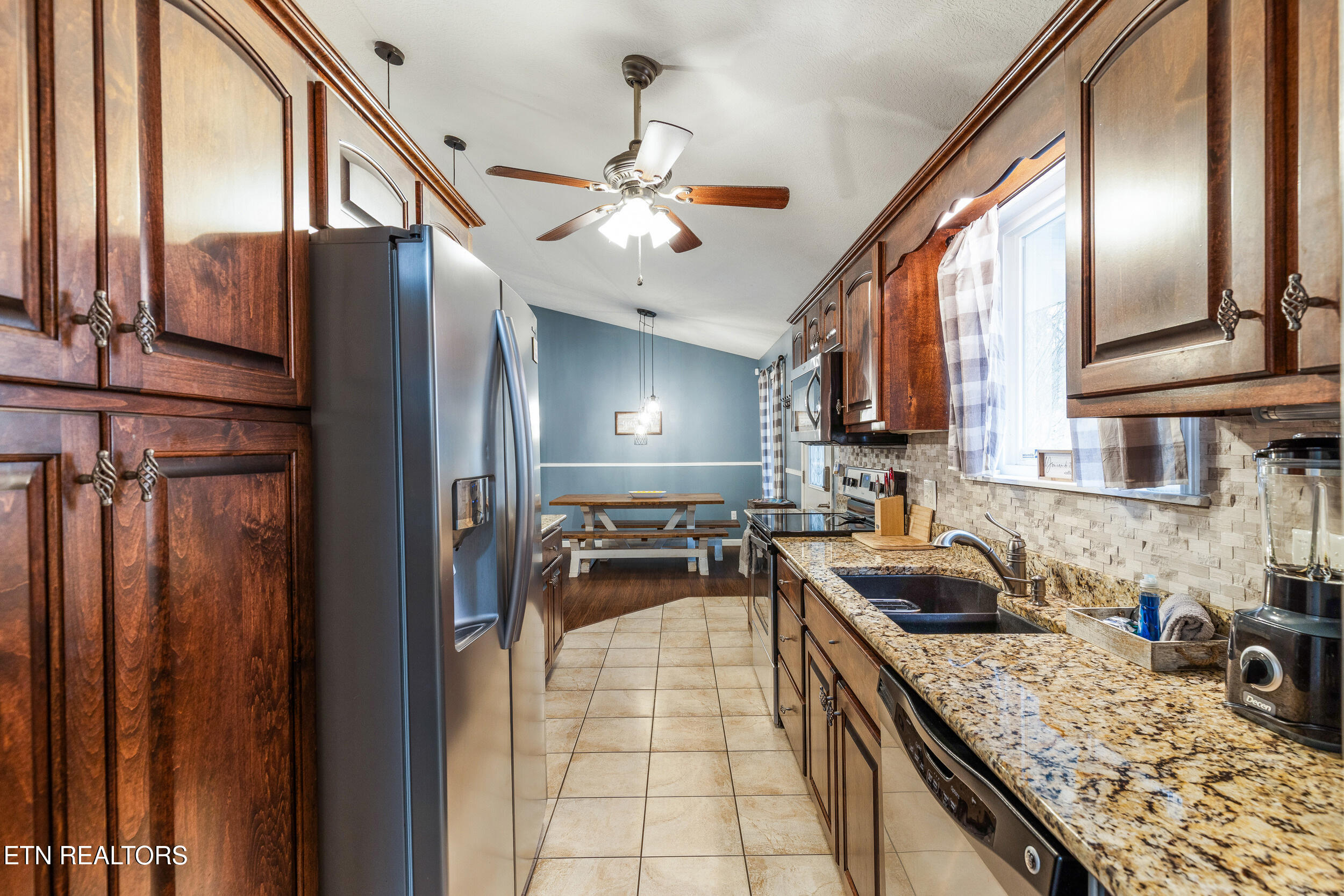 2067 Highpoint Lane Sevierville TN 37876