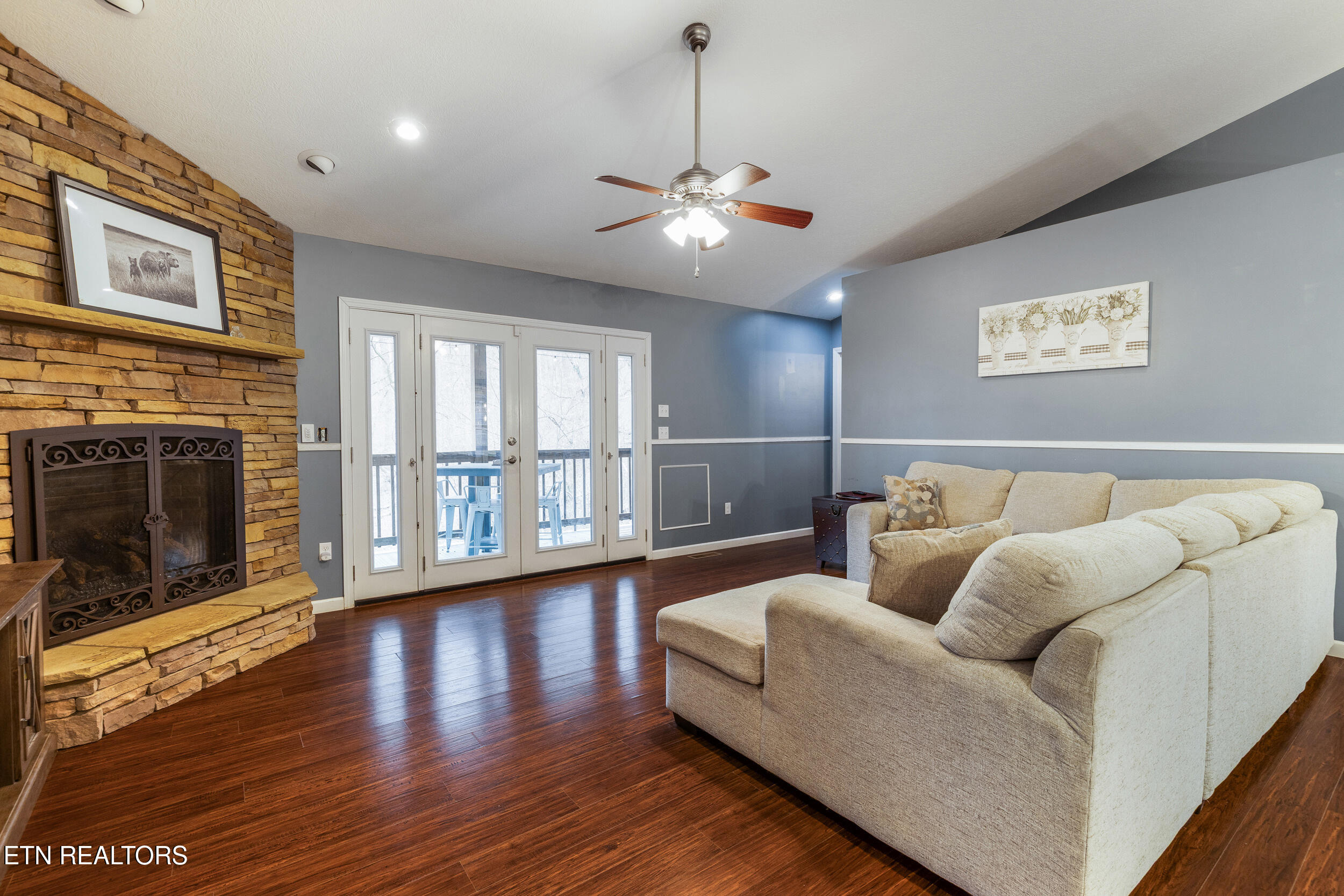 2067 Highpoint Lane Sevierville TN 37876
