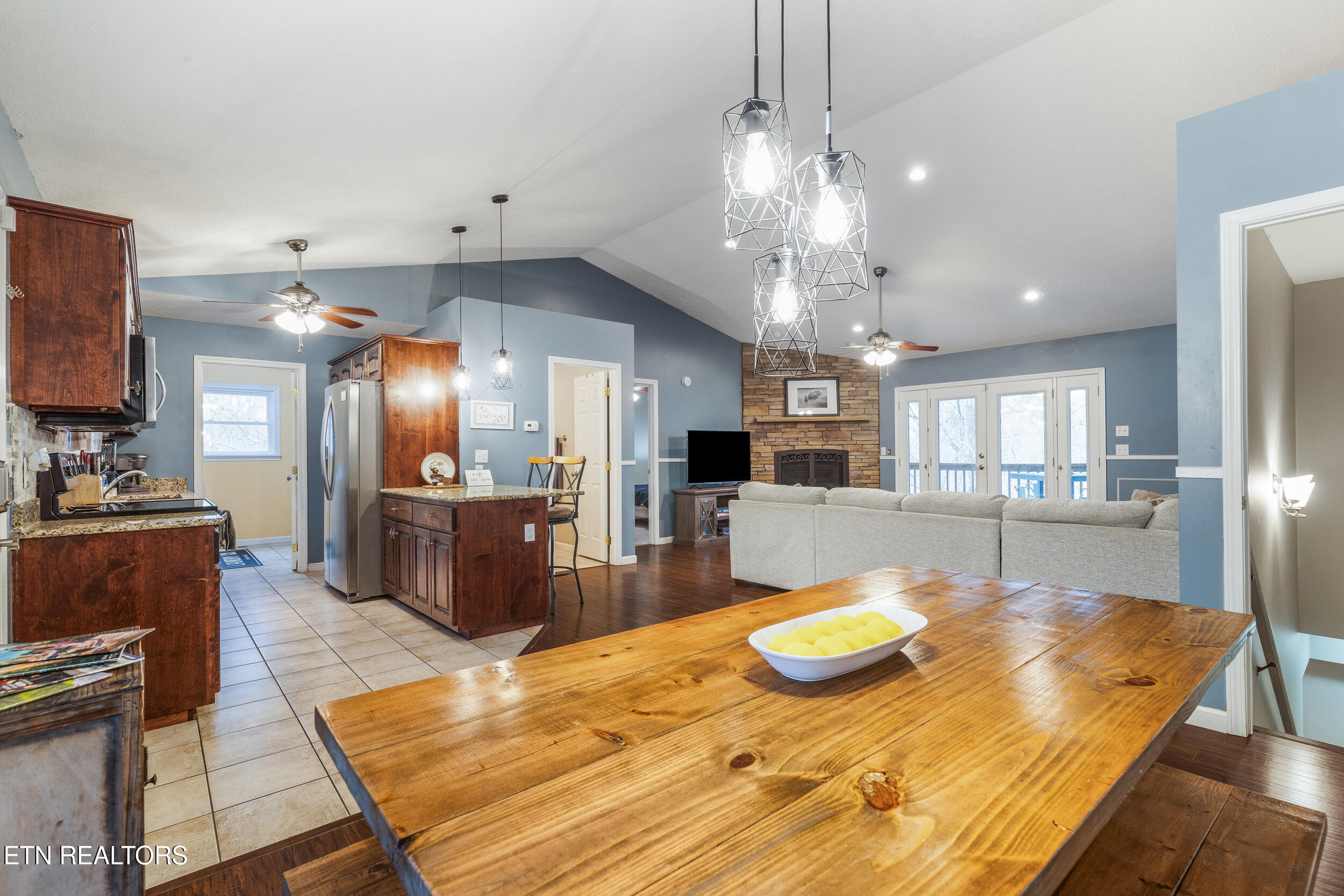 2067 Highpoint Lane Sevierville TN 37876