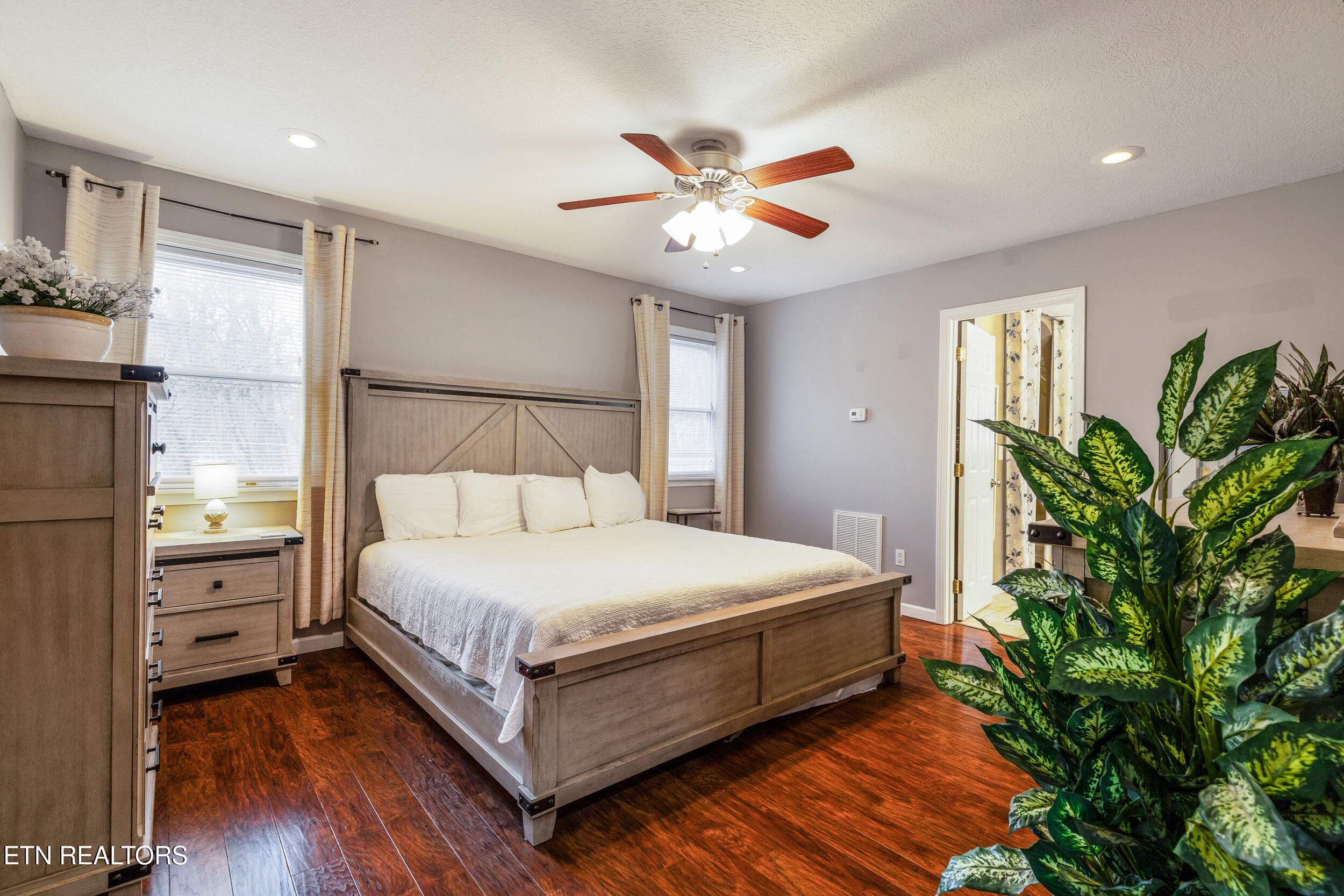 2067 Highpoint Lane Sevierville TN 37876