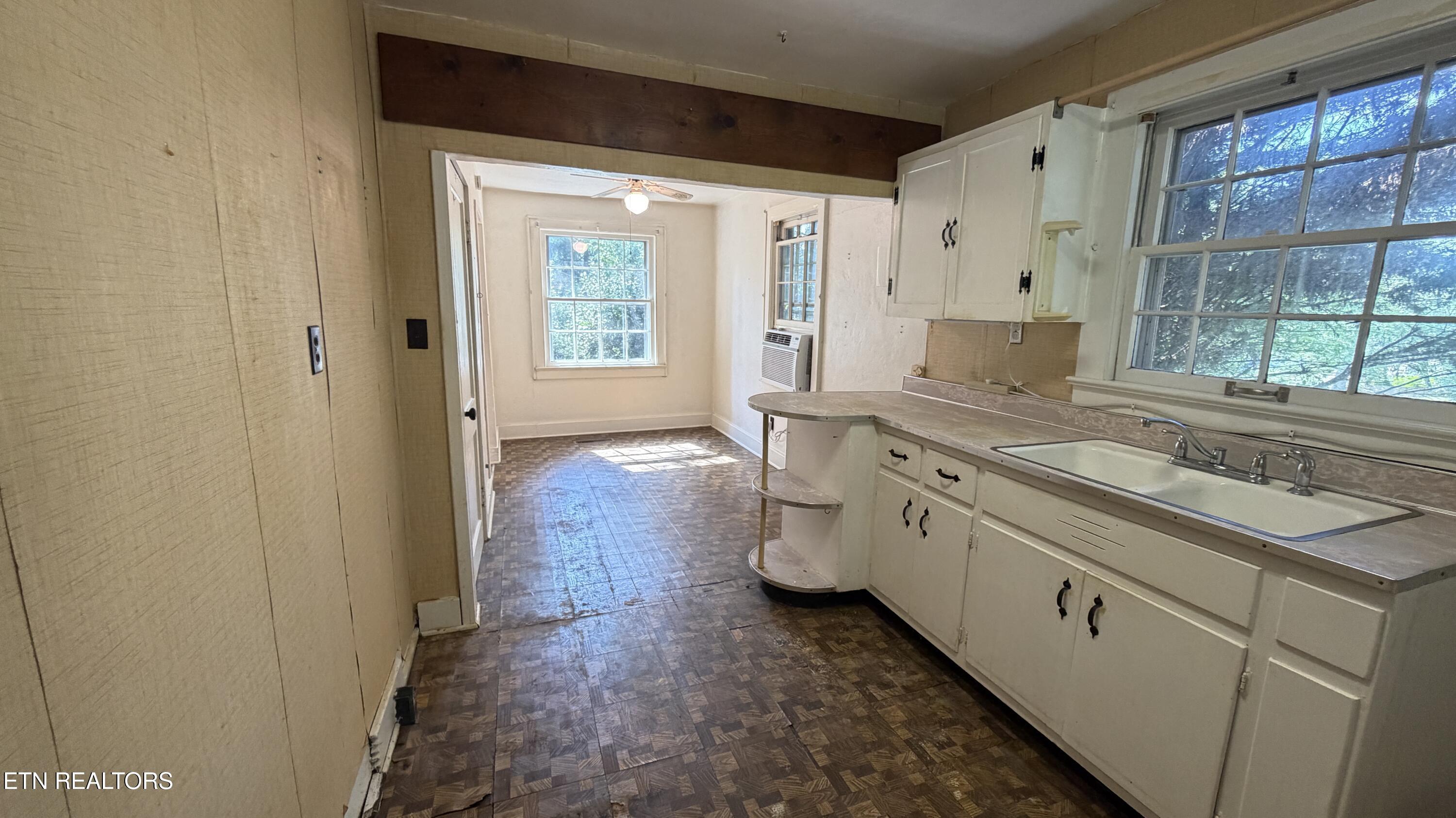 805 Metler Drive Knoxville TN 37912