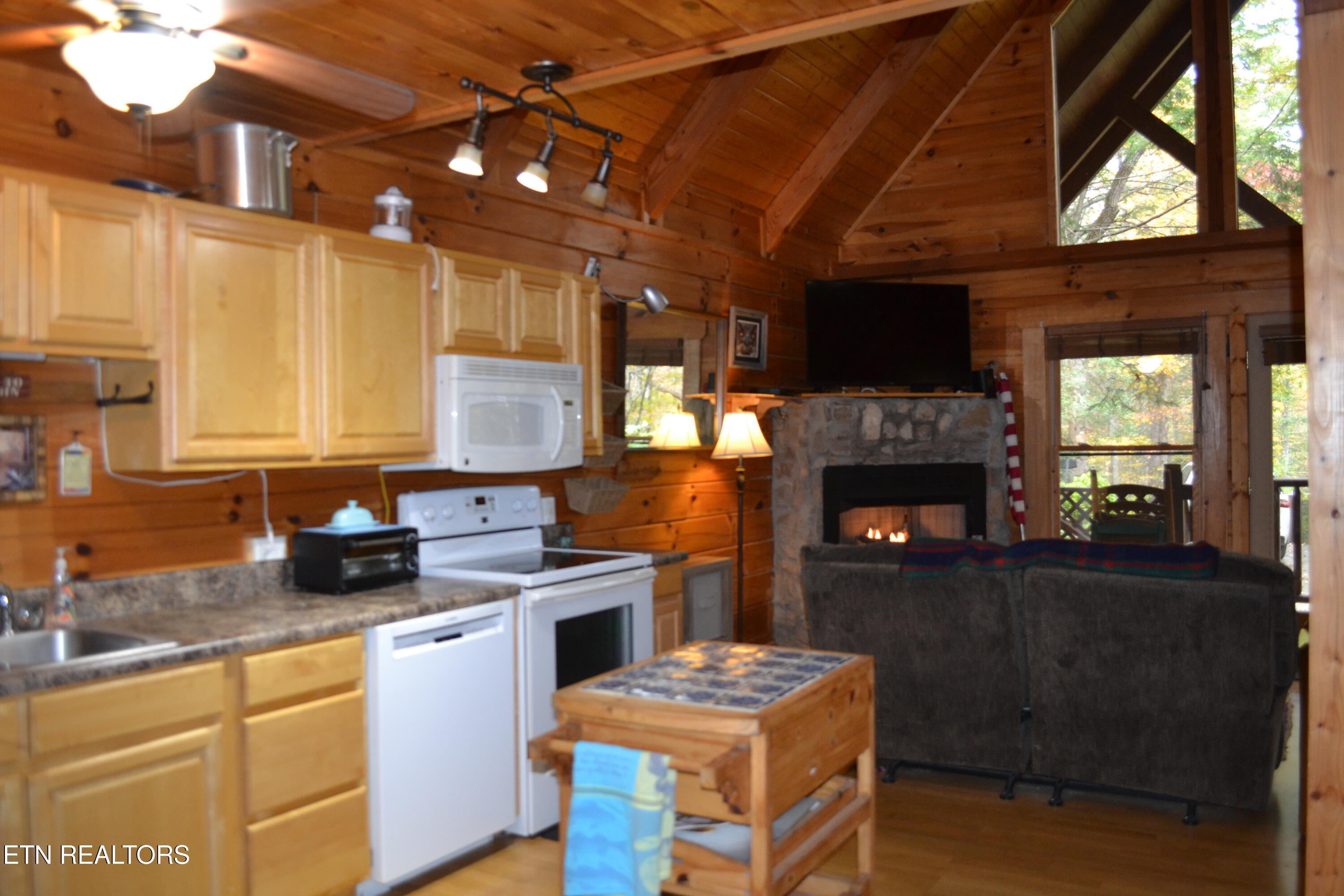 229 Edens Way Sevierville TN 37876