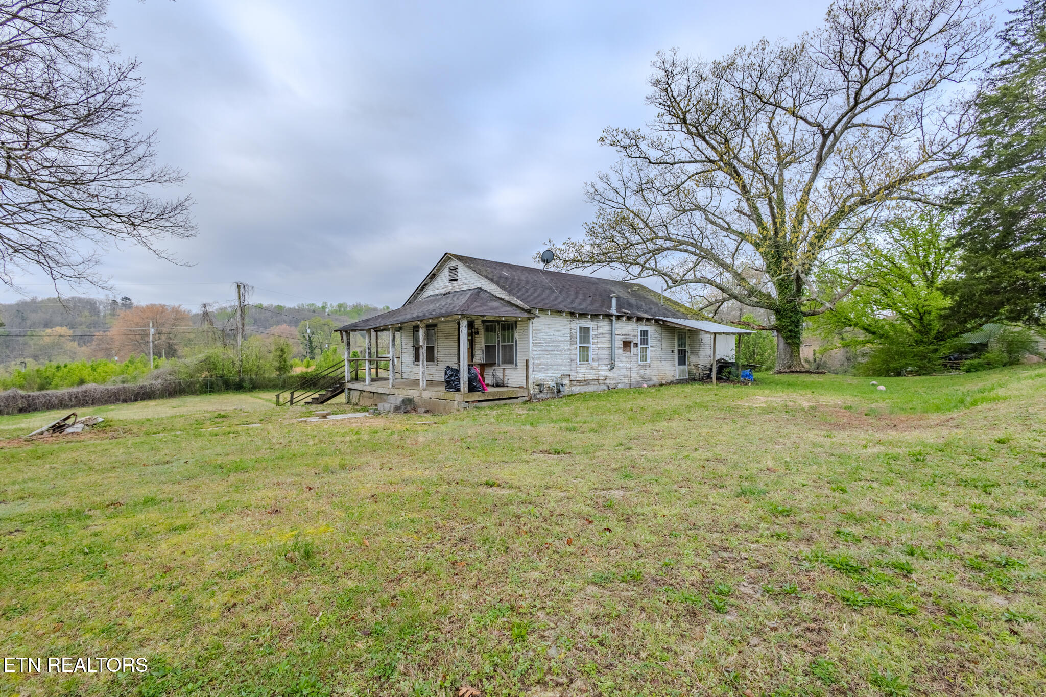 248 Woody Avenue Harriman TN 37748