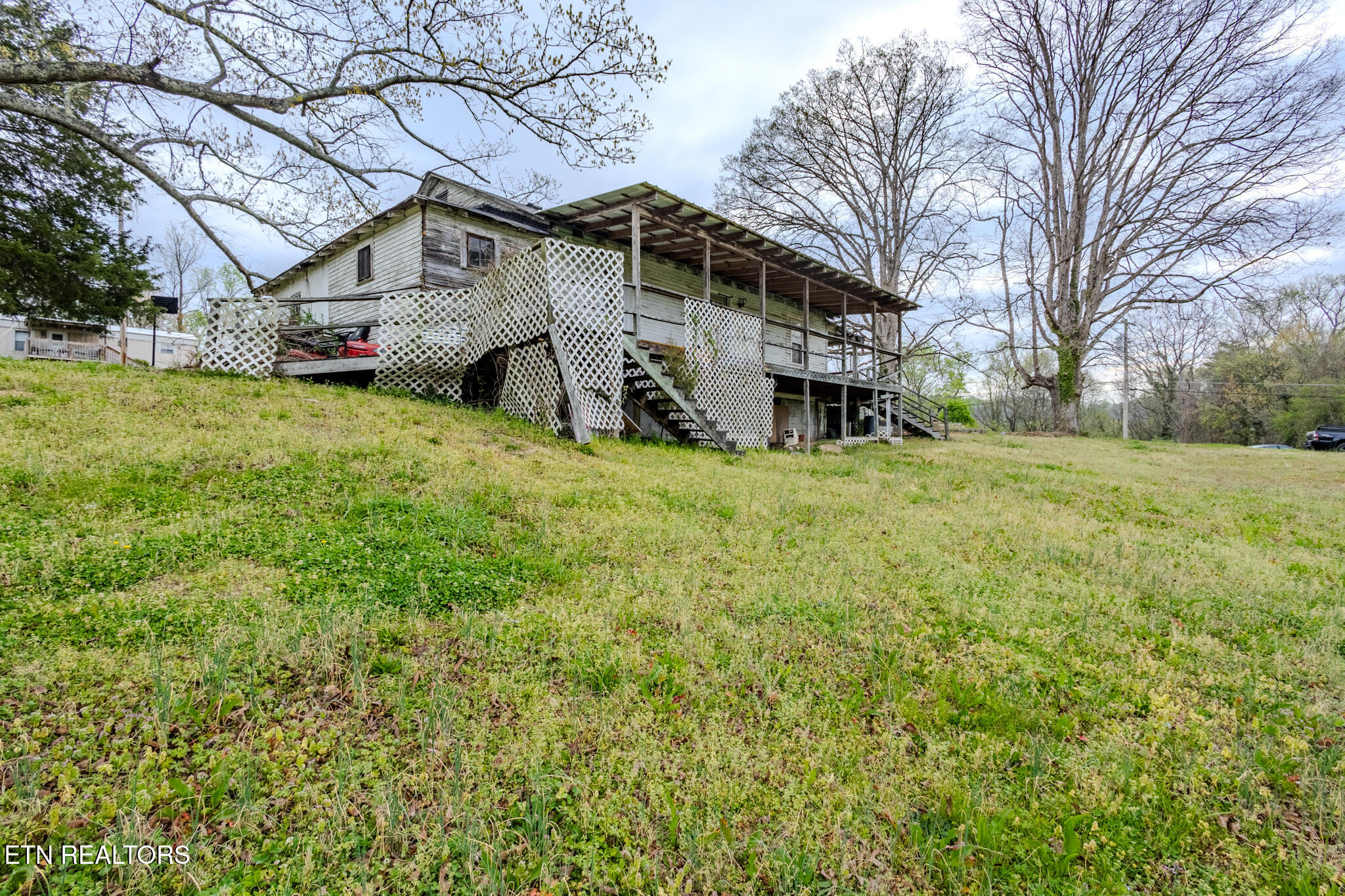 248 Woody Avenue Harriman TN 37748