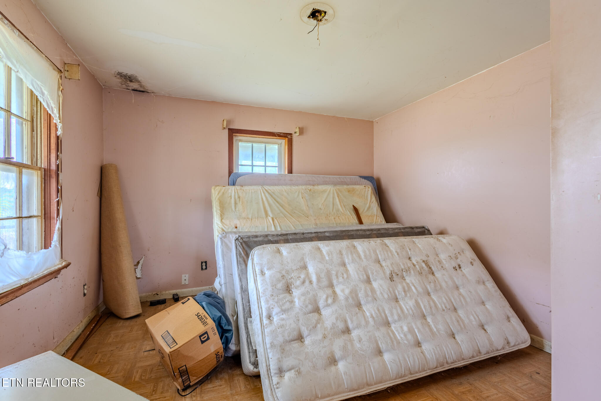 248 Woody Avenue Harriman TN 37748