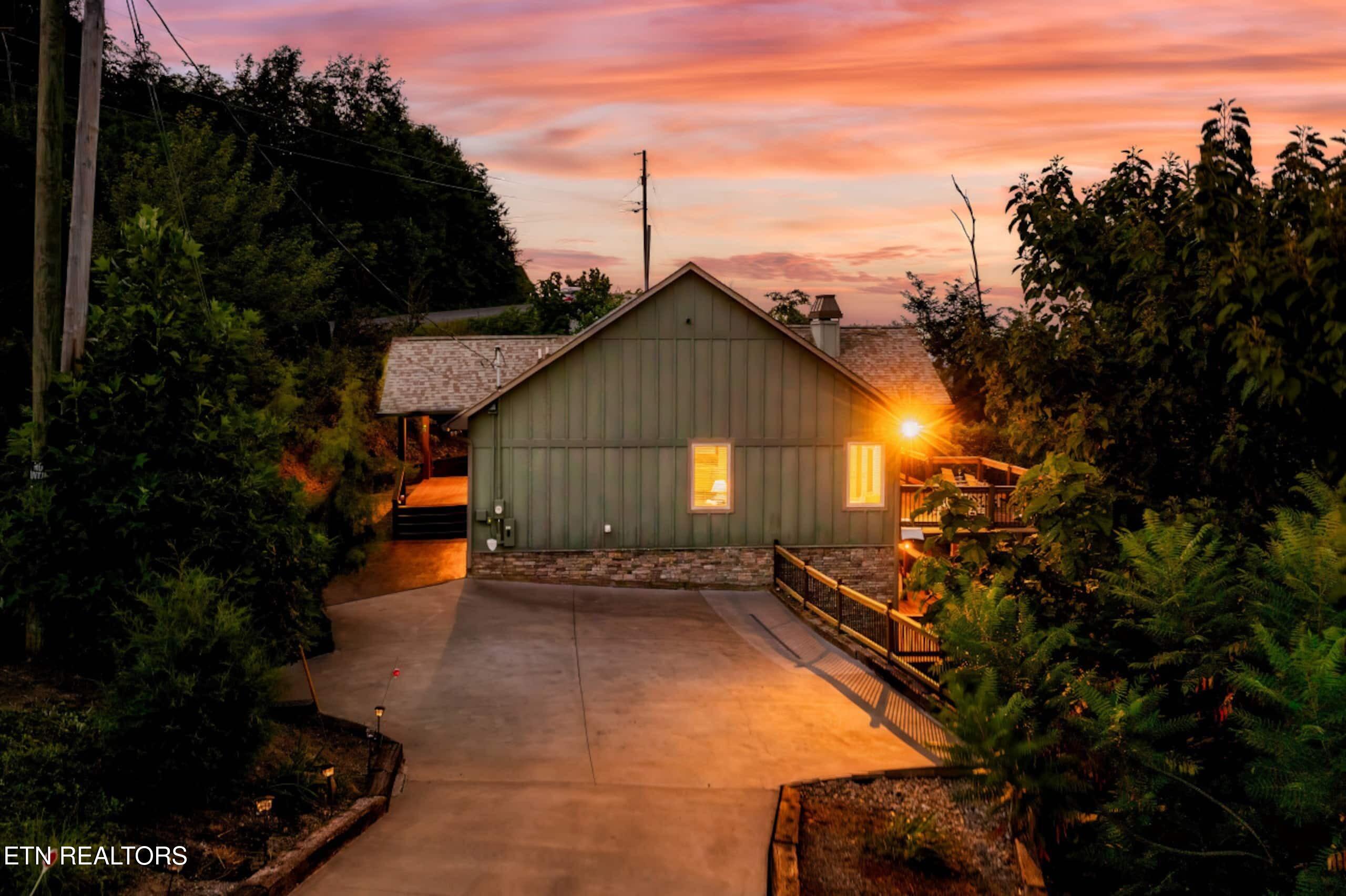 760 Wiley Oakley Drive Gatlinburg TN 37738