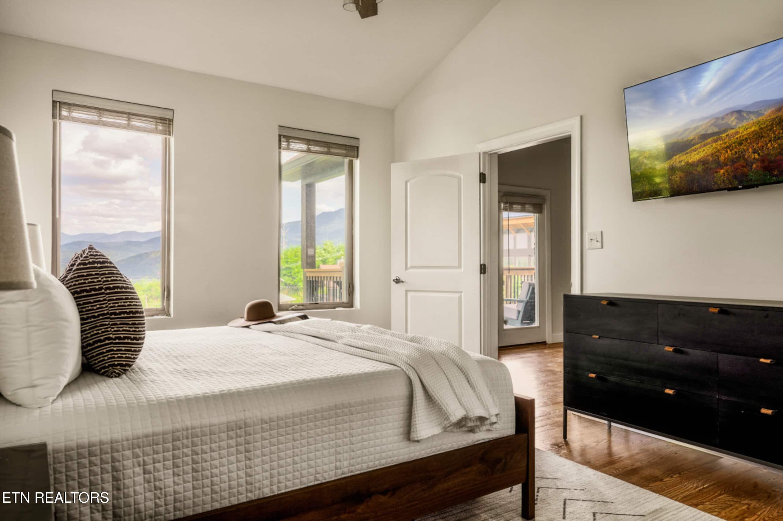 760 Wiley Oakley Drive Gatlinburg TN 37738
