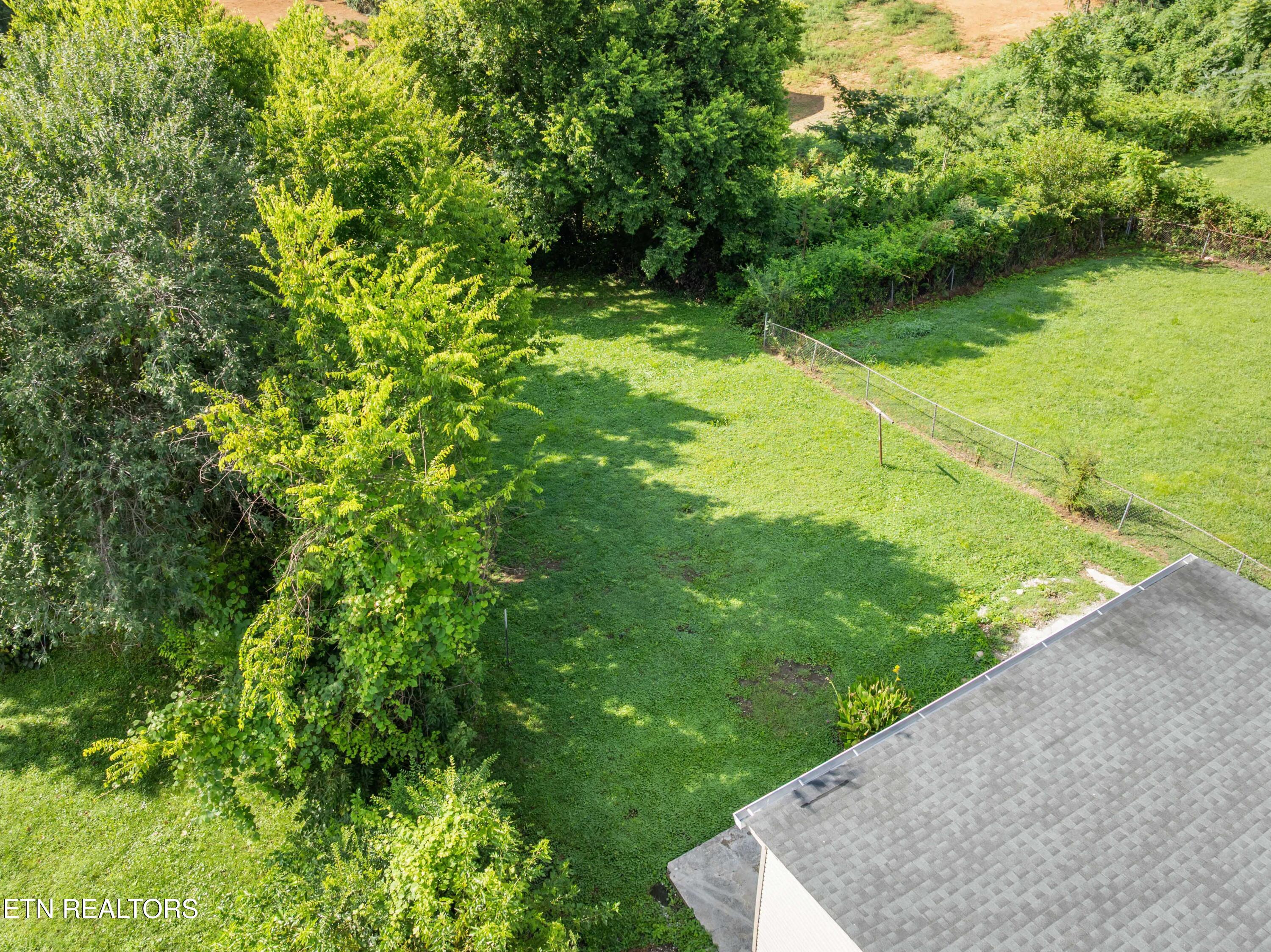 609 Rose Hill Drive Lafollette TN 37766