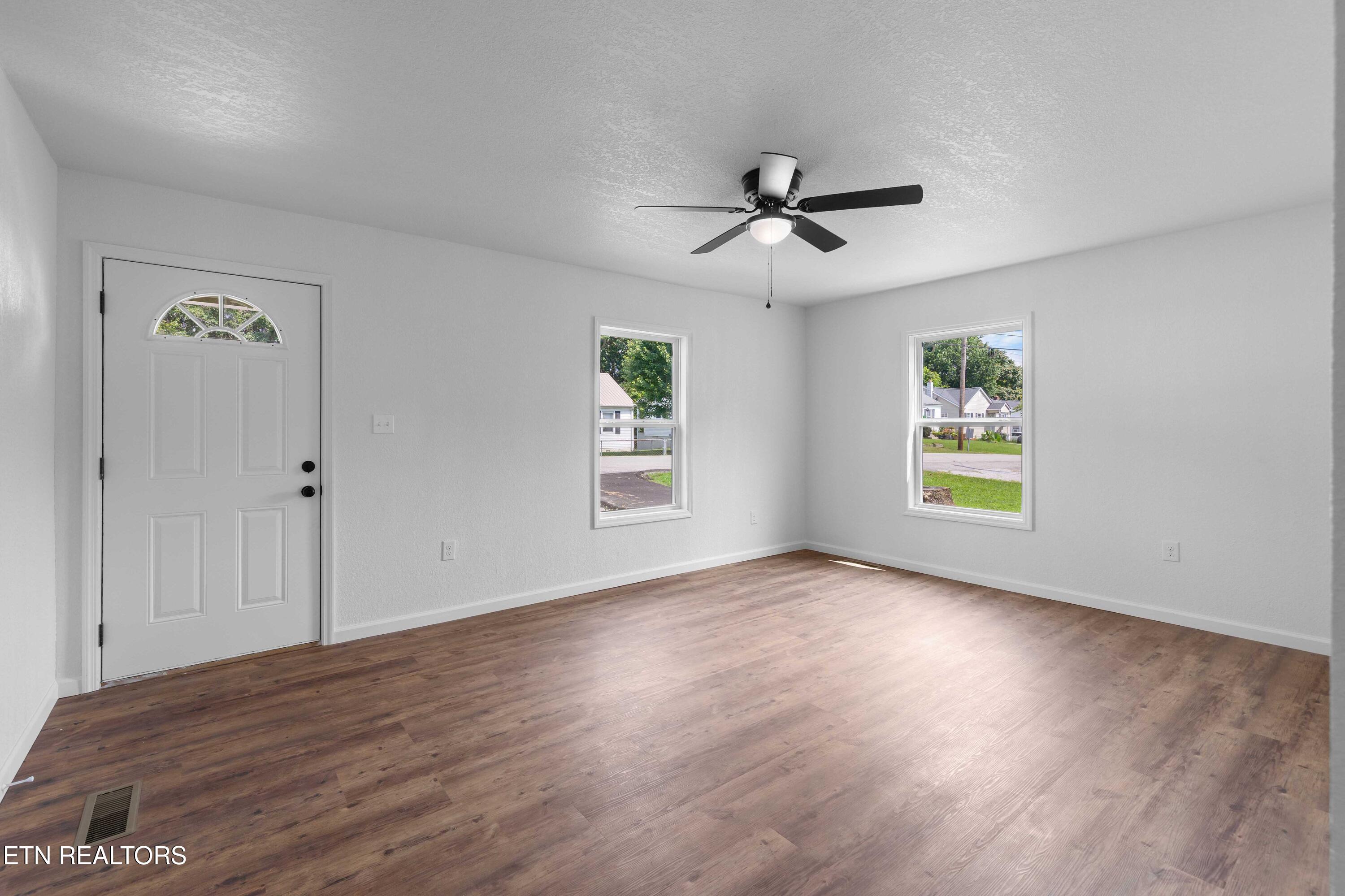 609 Rose Hill Drive Lafollette TN 37766