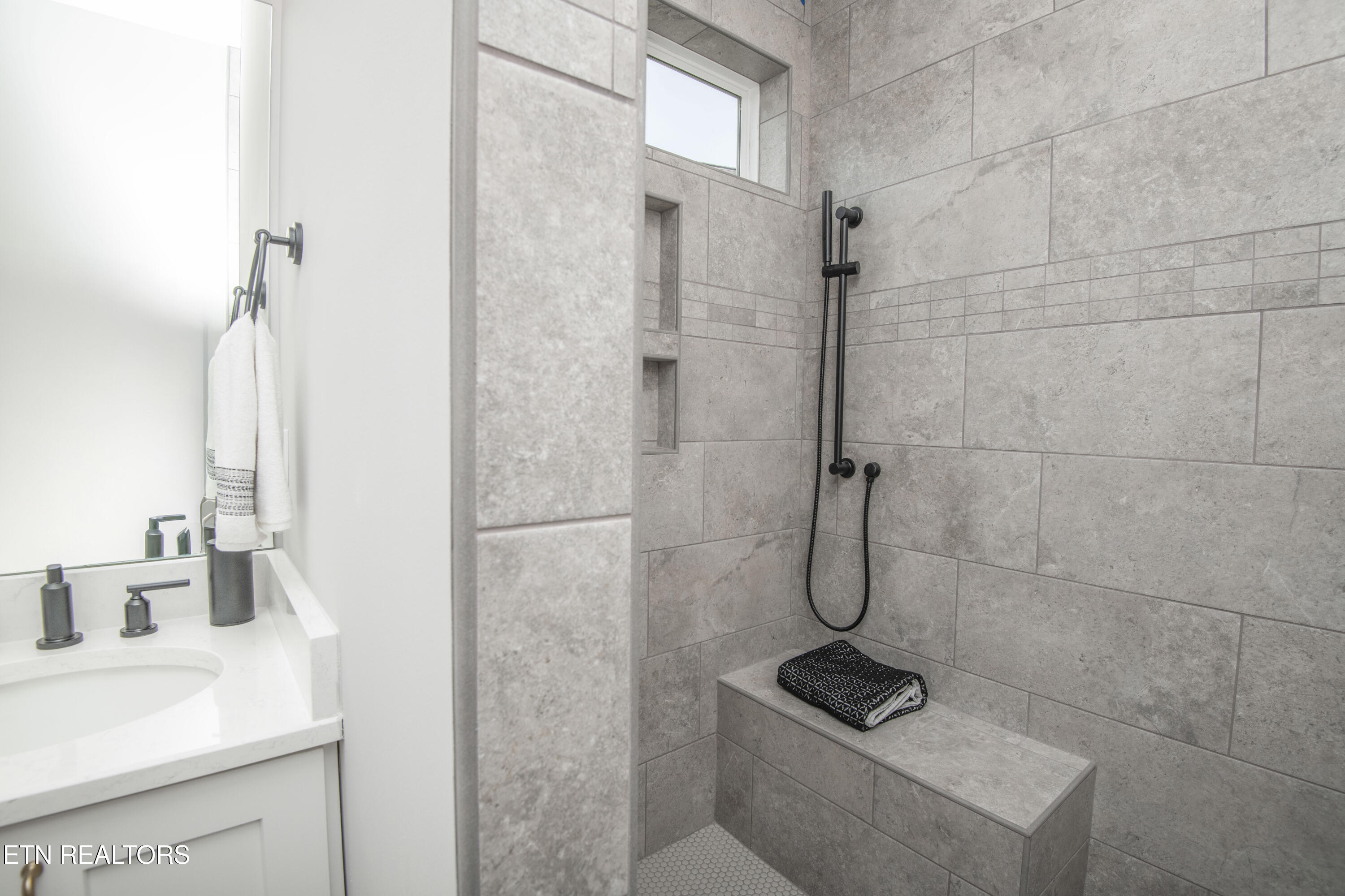 195 Trillium Trail Lenoir City TN 37771