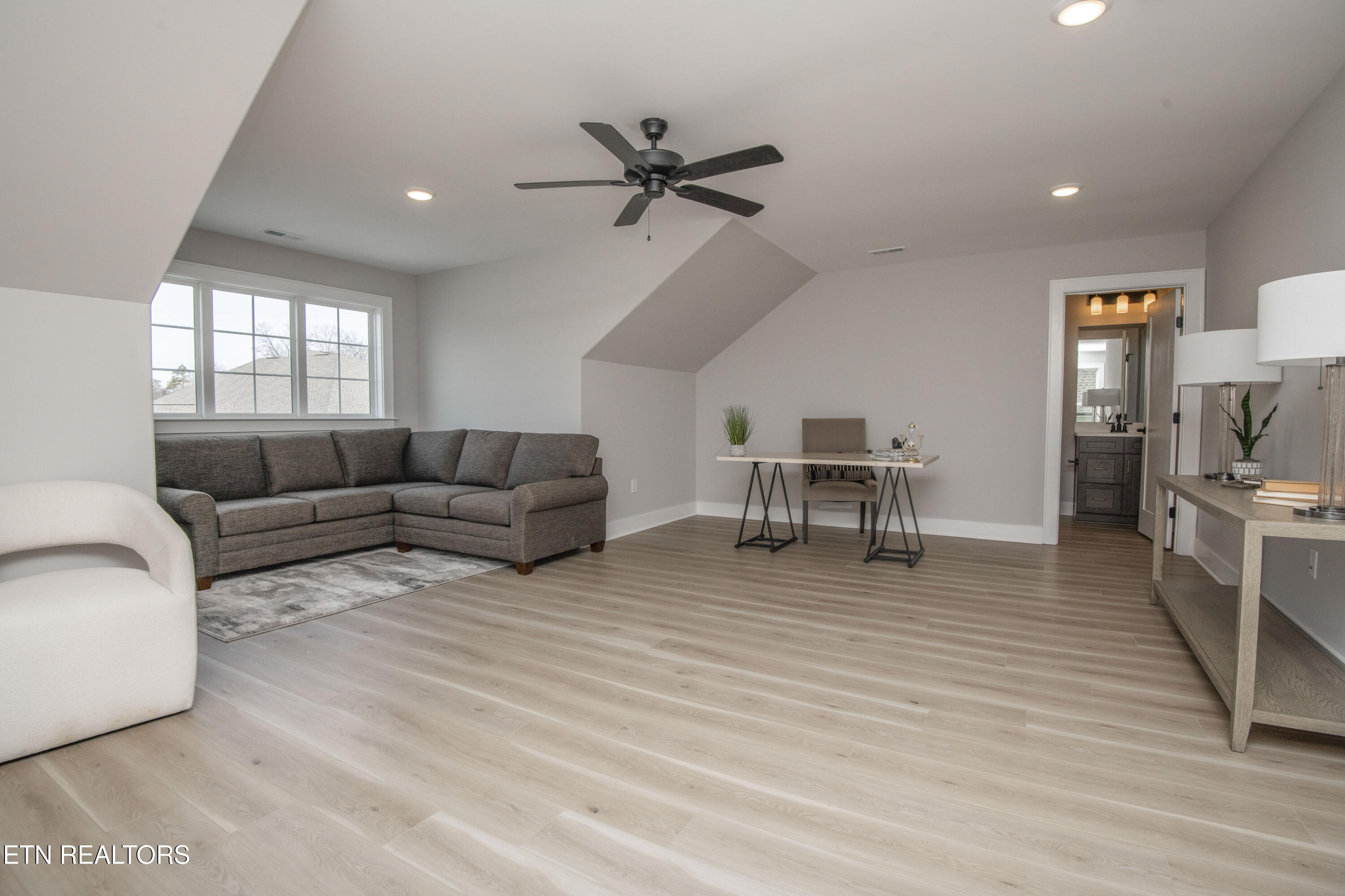195 Trillium Trail Lenoir City TN 37771
