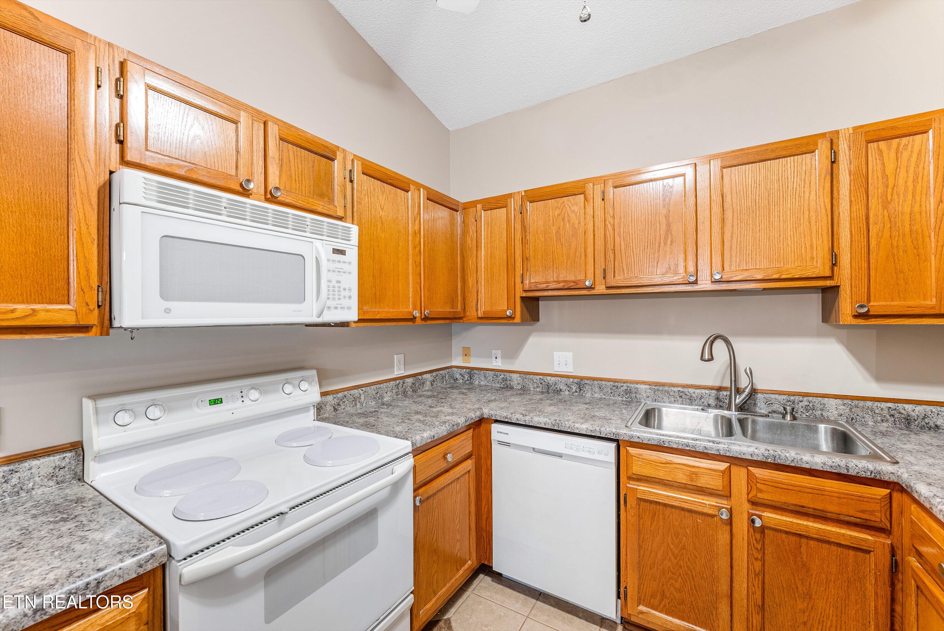 9929 Greylock Way Knoxville TN 37931