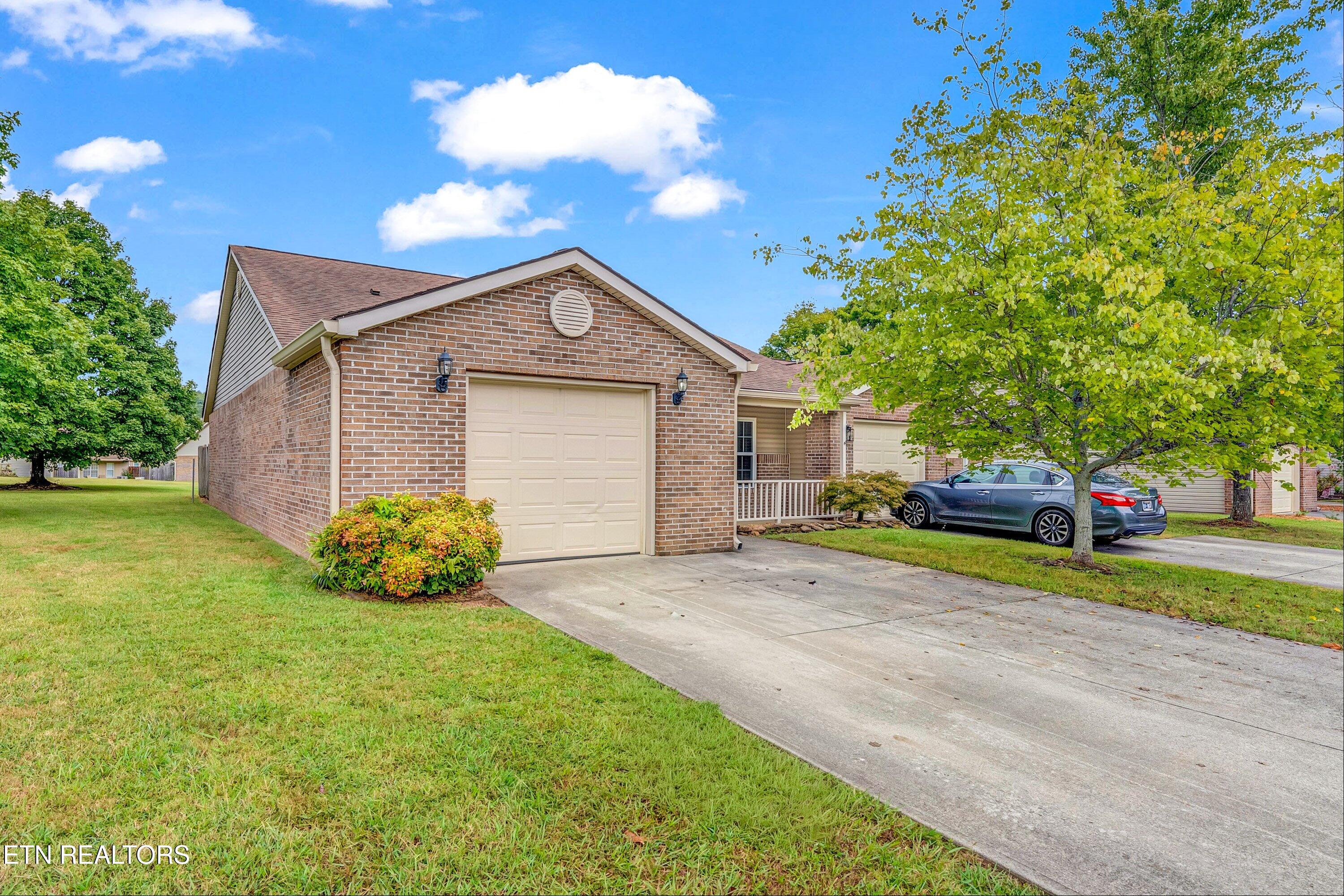 9929 Greylock Way Knoxville TN 37931
