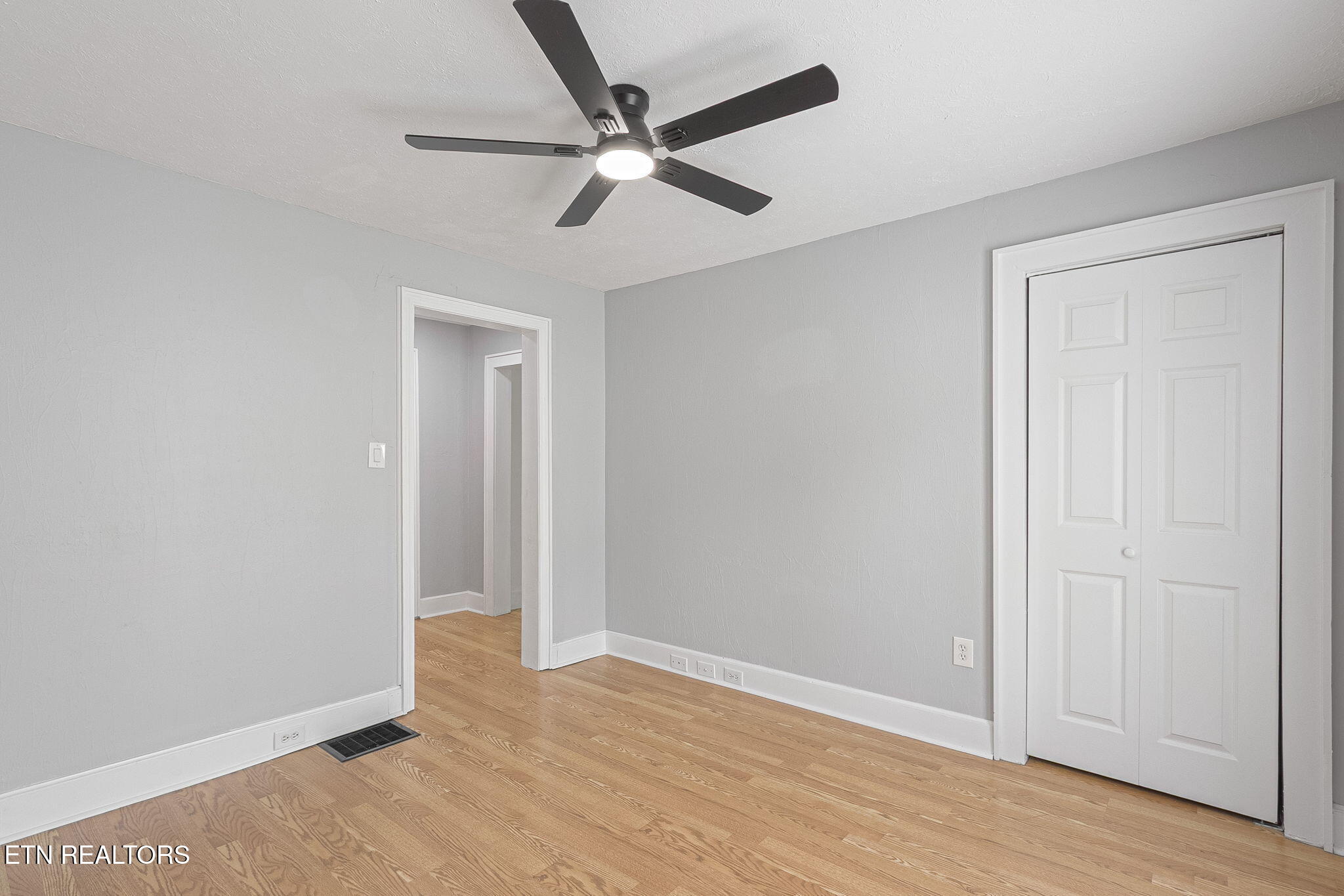 2411 Fenwood Drive Knoxville TN 37918