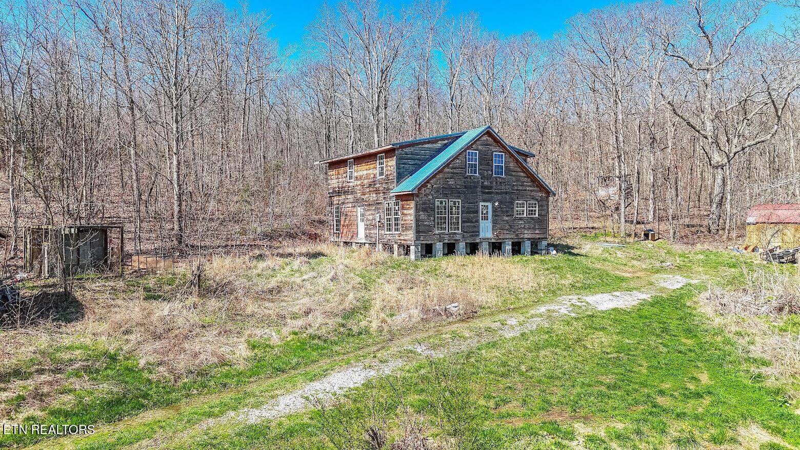 245 Raenne Drive Spring City TN 37381