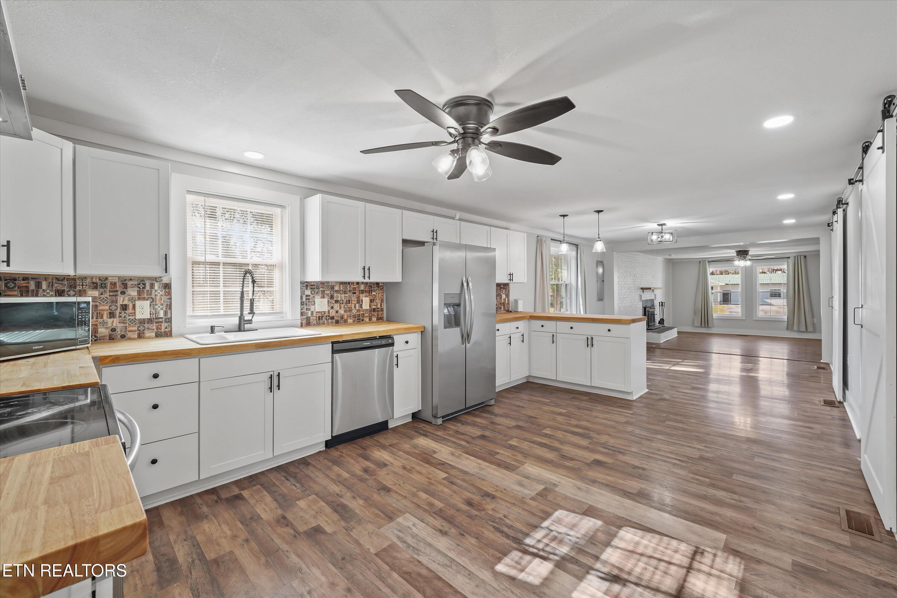 119 Baumgartner Road Harriman TN 37748