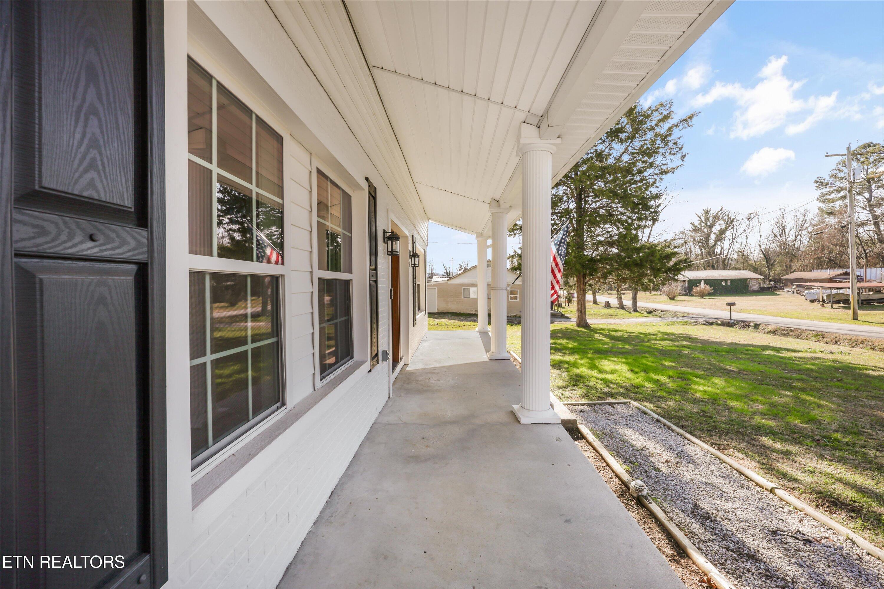 119 Baumgartner Road Harriman TN 37748