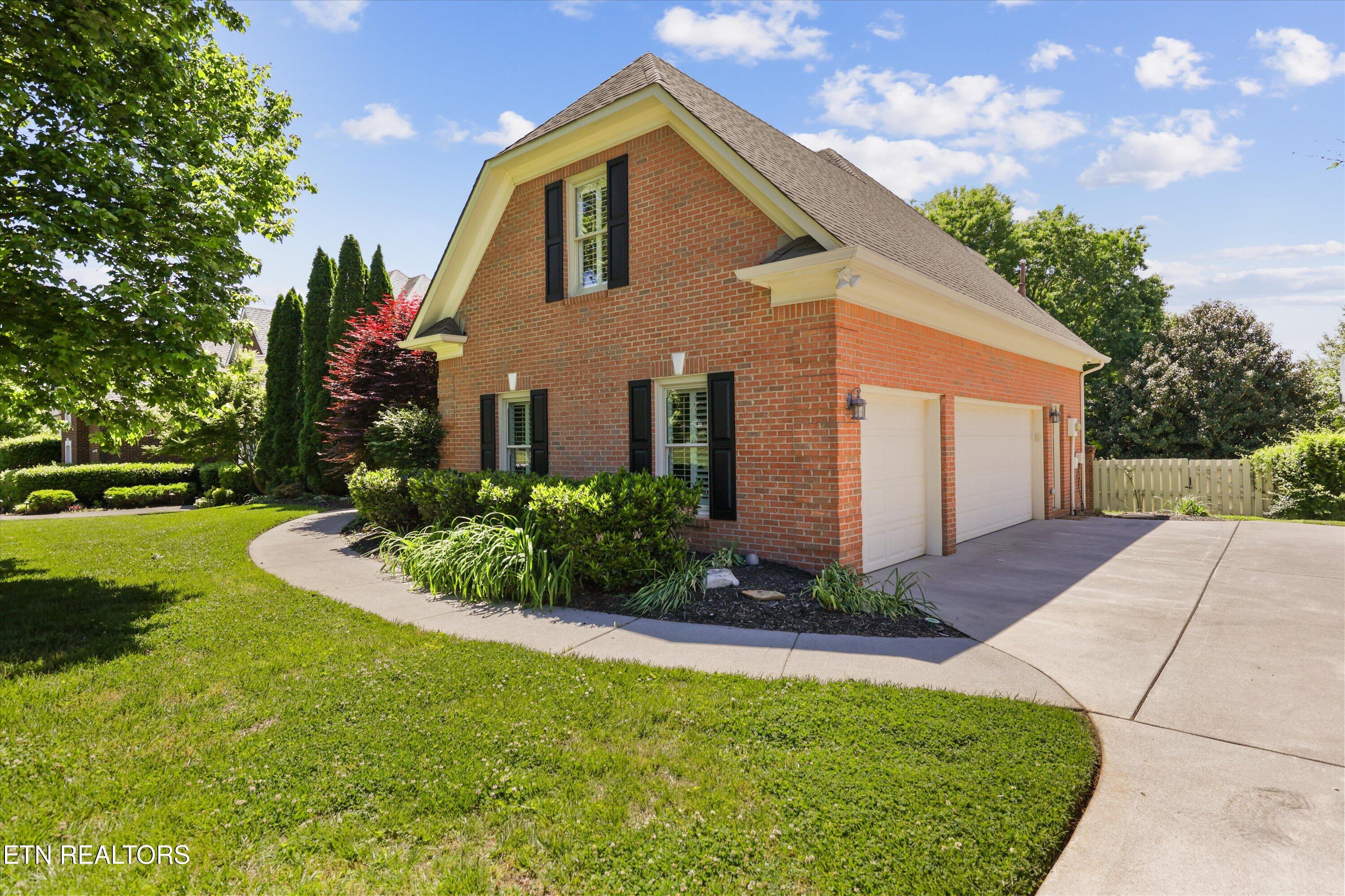 9106 Farrell Park Lane Knoxville TN 37922