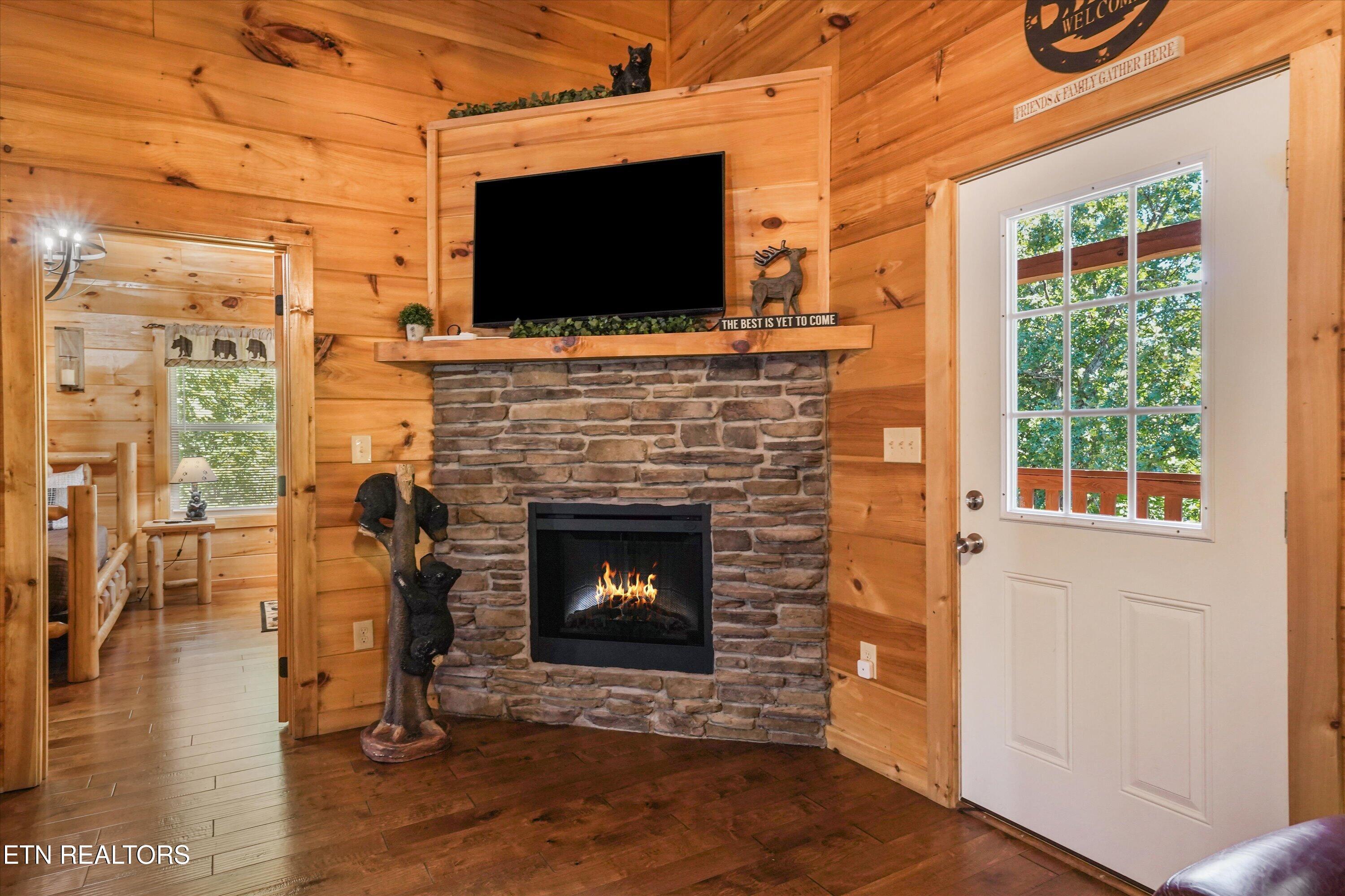 641 Country Oaks Drive Pigeon Forge TN 37863