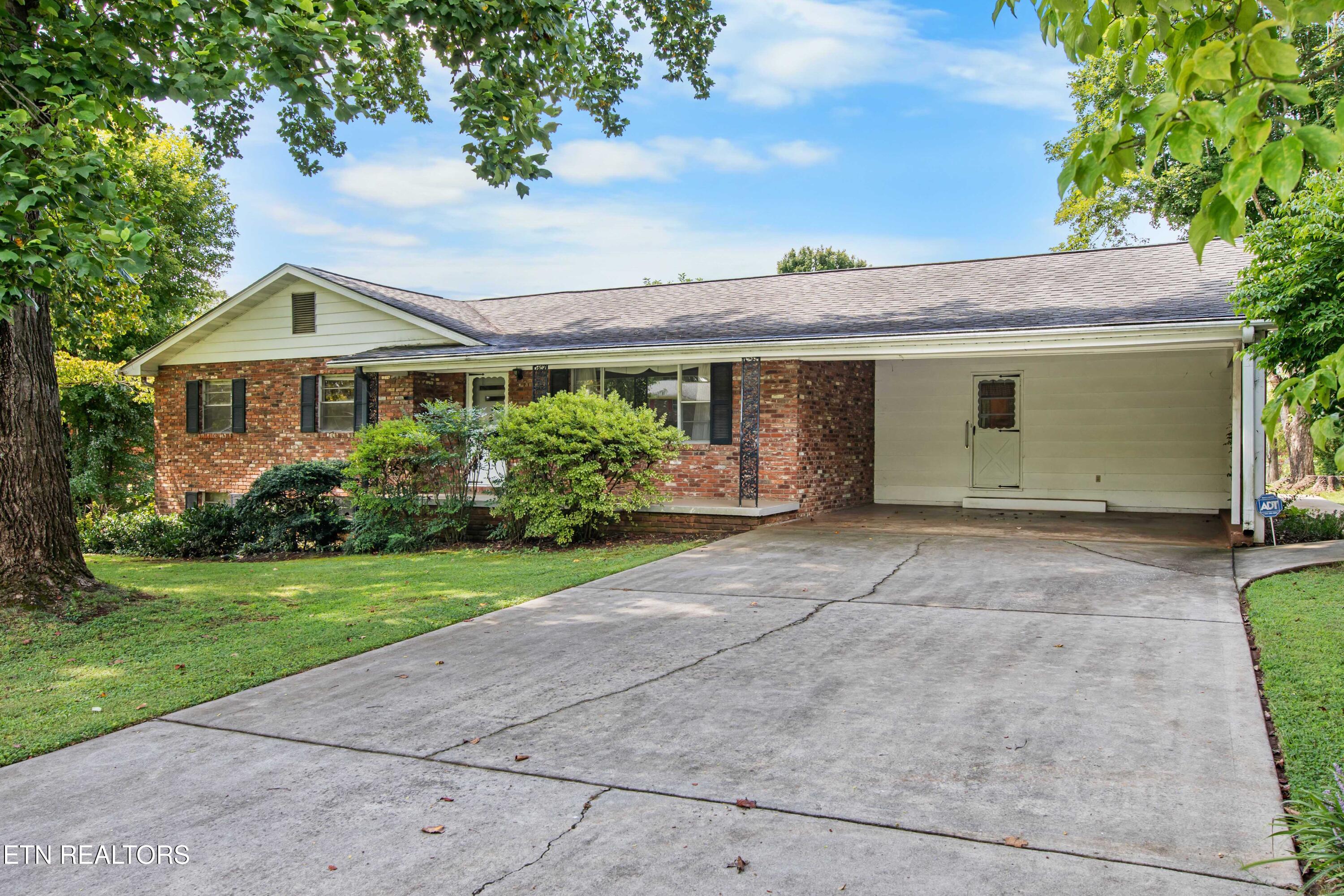 6128 Apache Trail Knoxville TN 37920