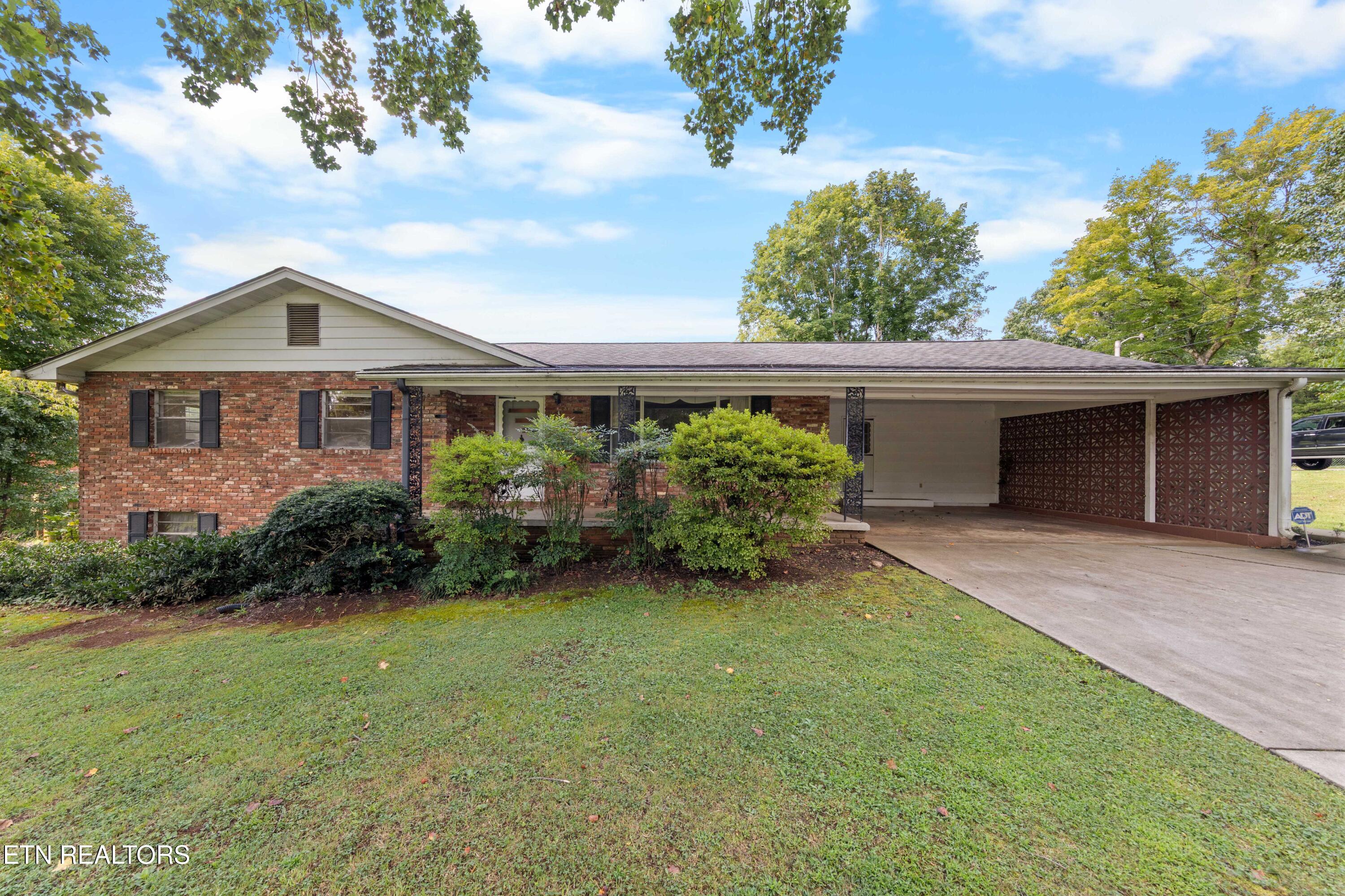 6128 Apache Trail Knoxville TN 37920