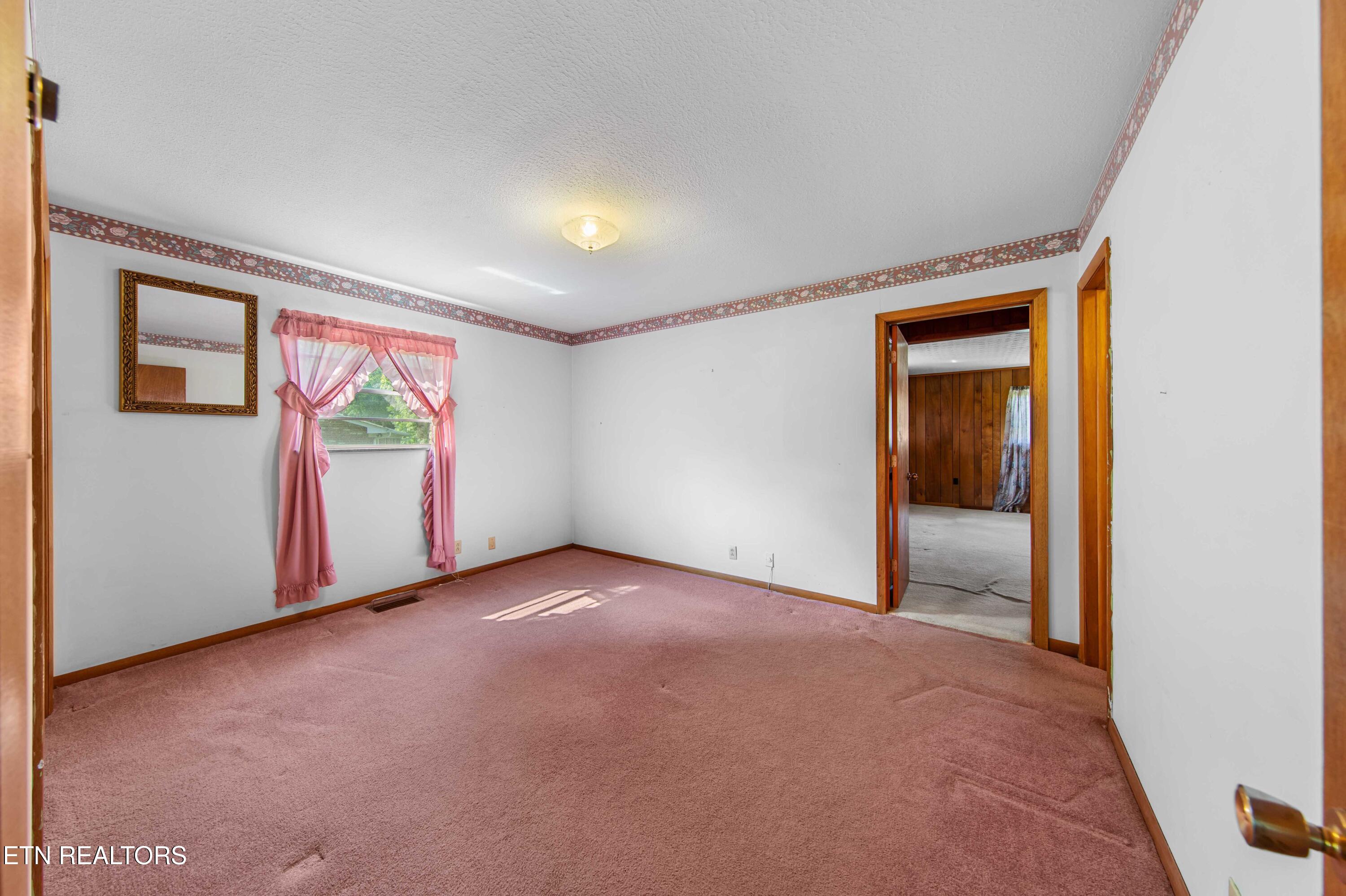 6128 Apache Trail Knoxville TN 37920