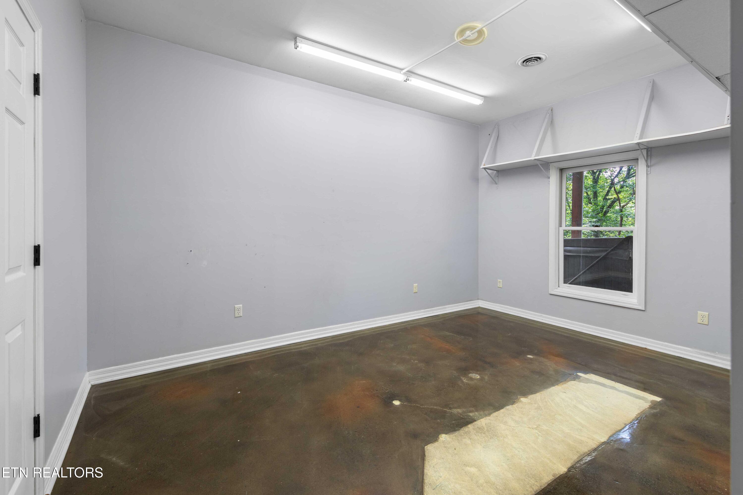 309 E Bullrun Valley Drive Heiskell TN 37754