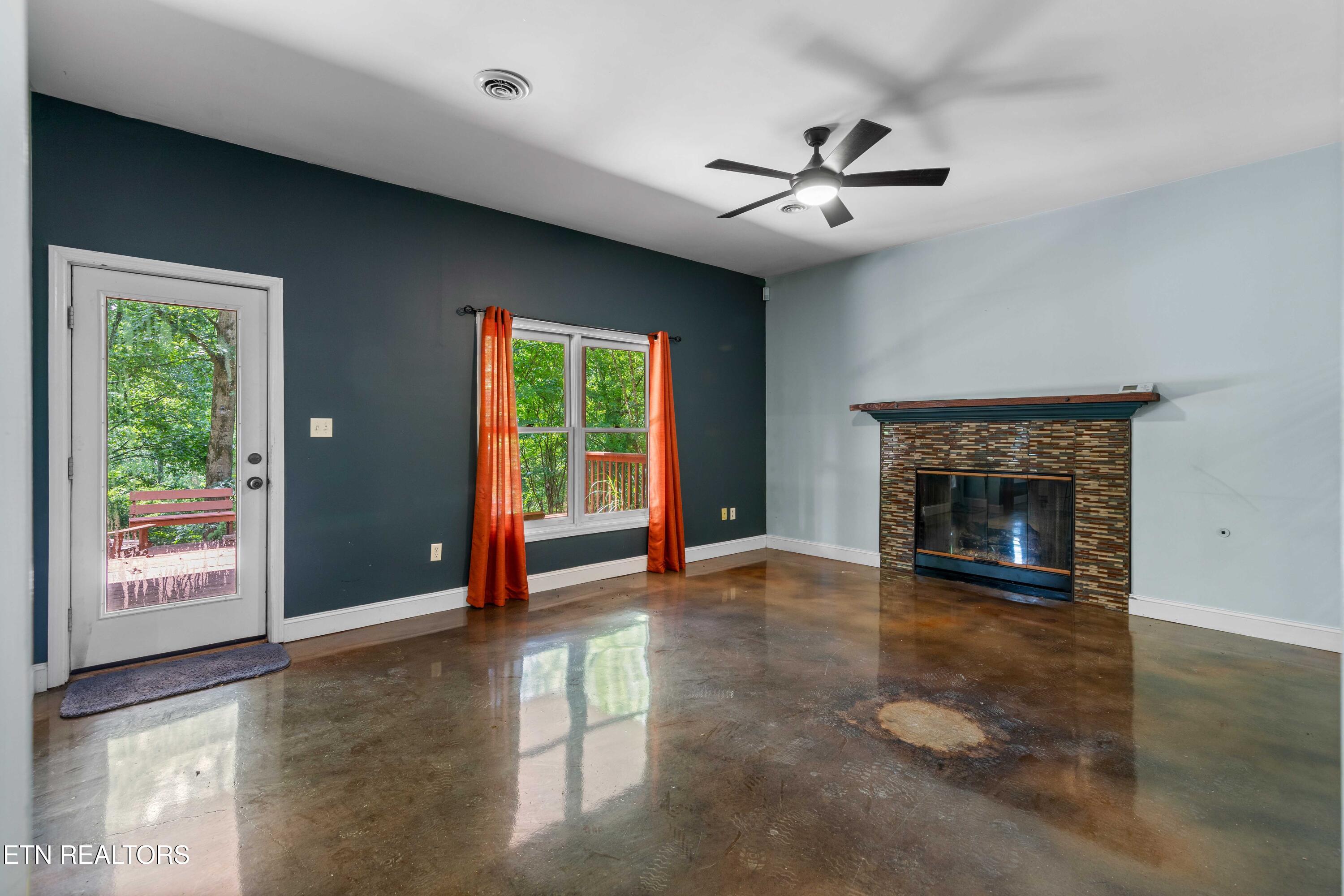 309 E Bullrun Valley Drive Heiskell TN 37754