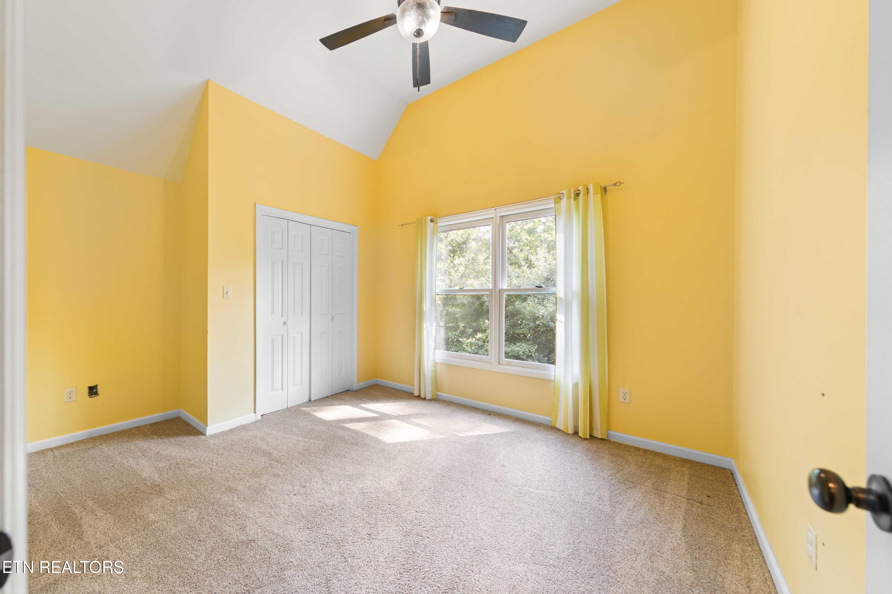 309 E Bullrun Valley Drive Heiskell TN 37754