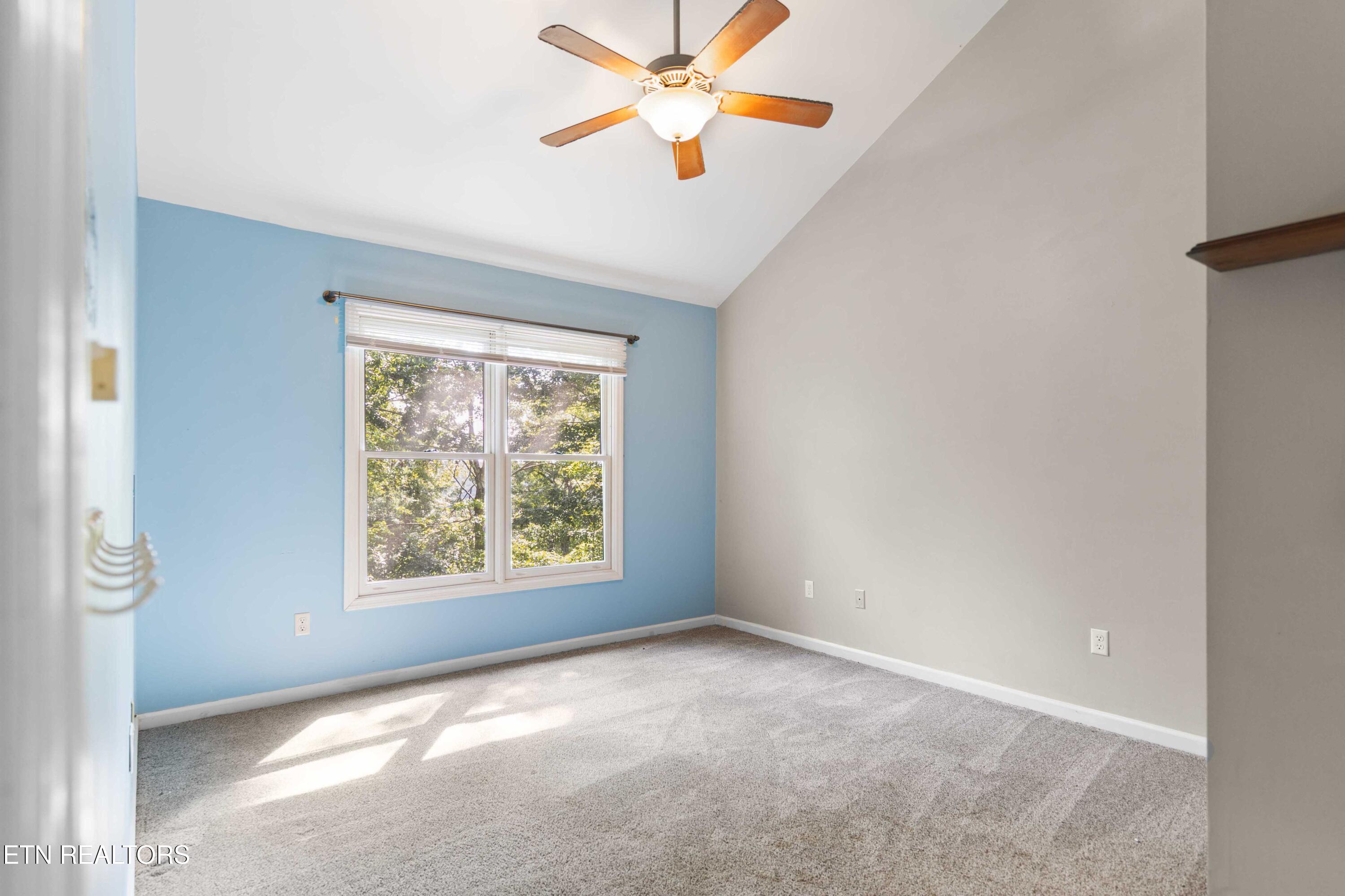 309 E Bullrun Valley Drive Heiskell TN 37754
