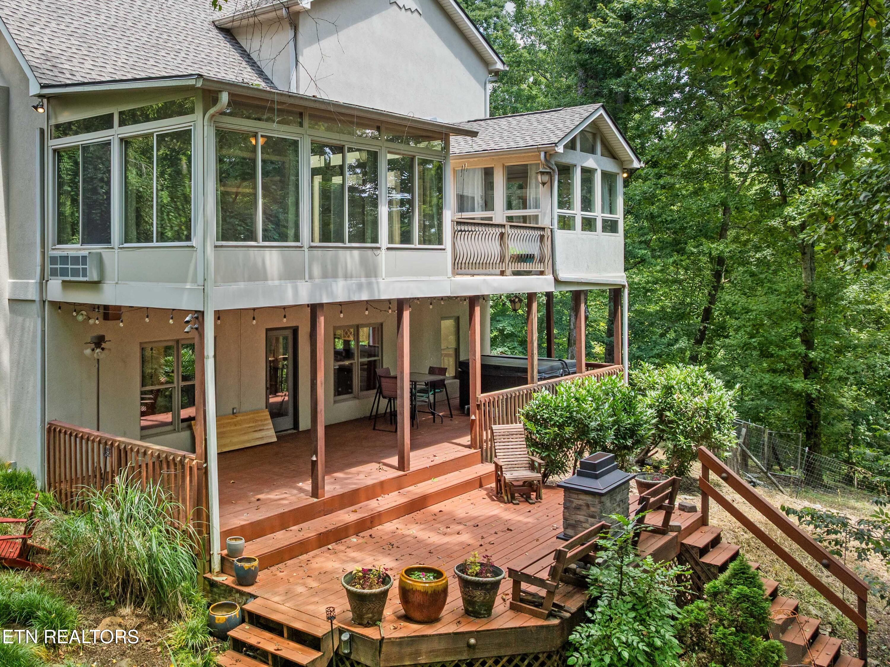 309 E Bullrun Valley Drive Heiskell TN 37754