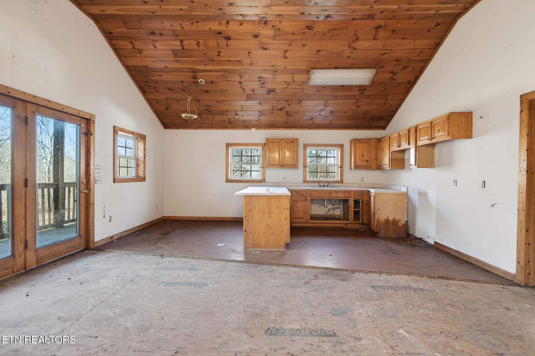 772 Goose Creek Seymour TN 37865